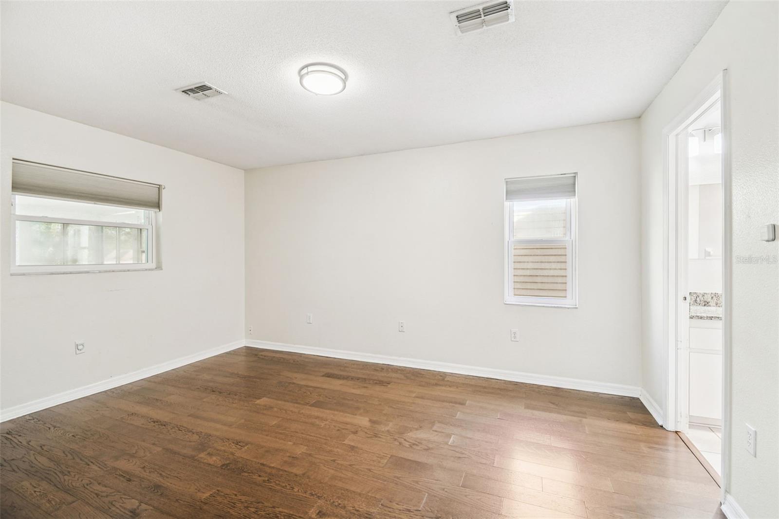 7021 OREGON CHICKADEE RD, WEEKI WACHEE, FL, 34613