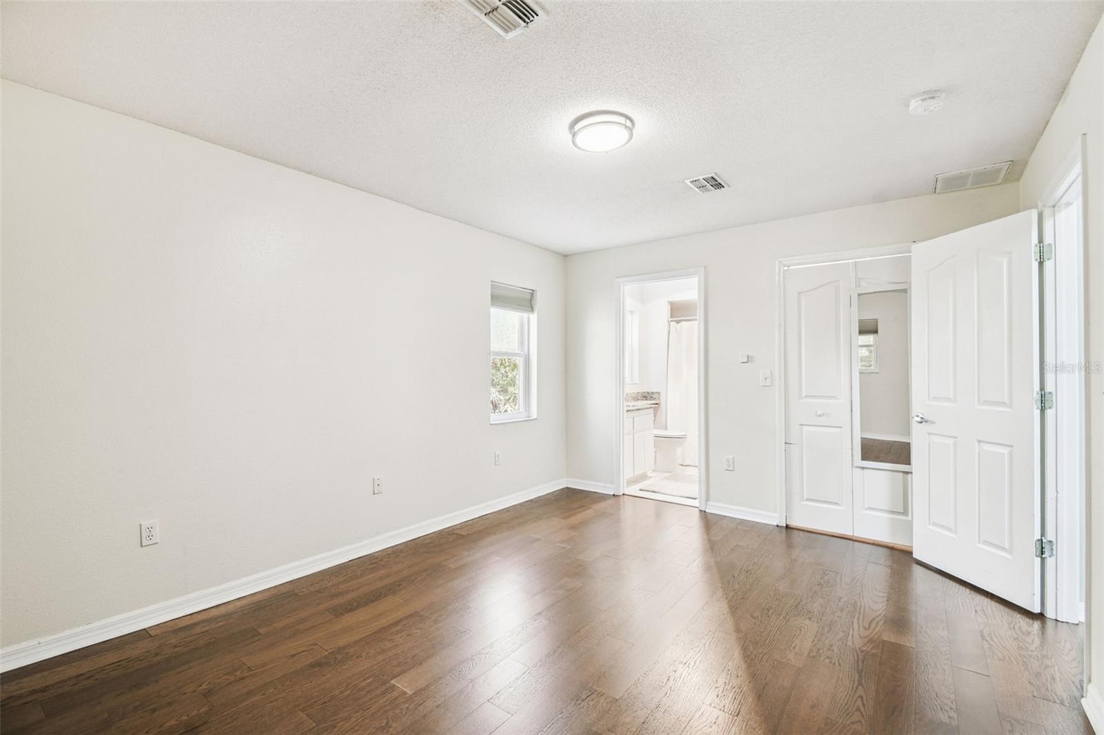 7021 OREGON CHICKADEE RD, WEEKI WACHEE, FL, 34613