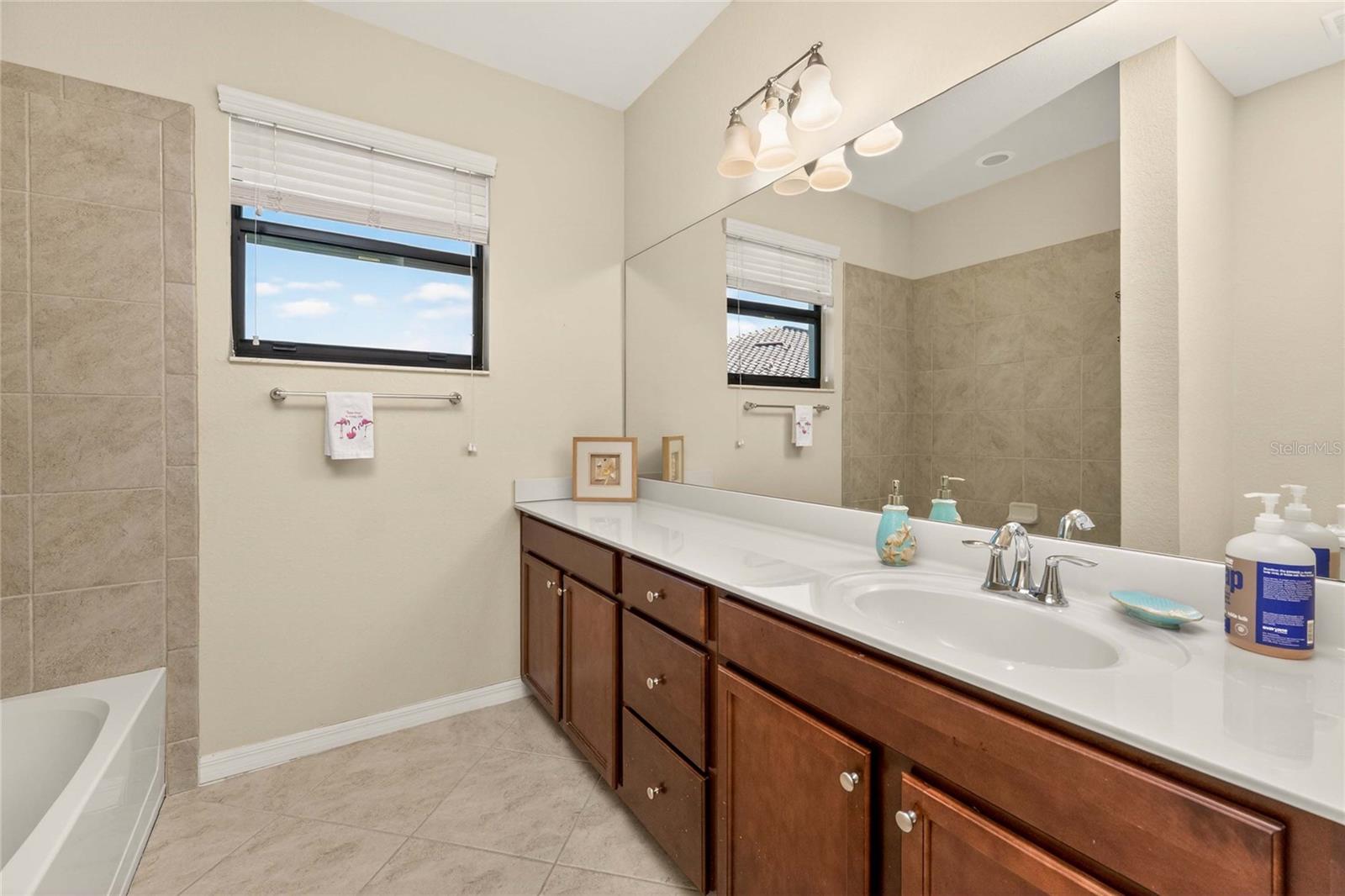 20133 LAGENTE CIR, VENICE, FL, 34293