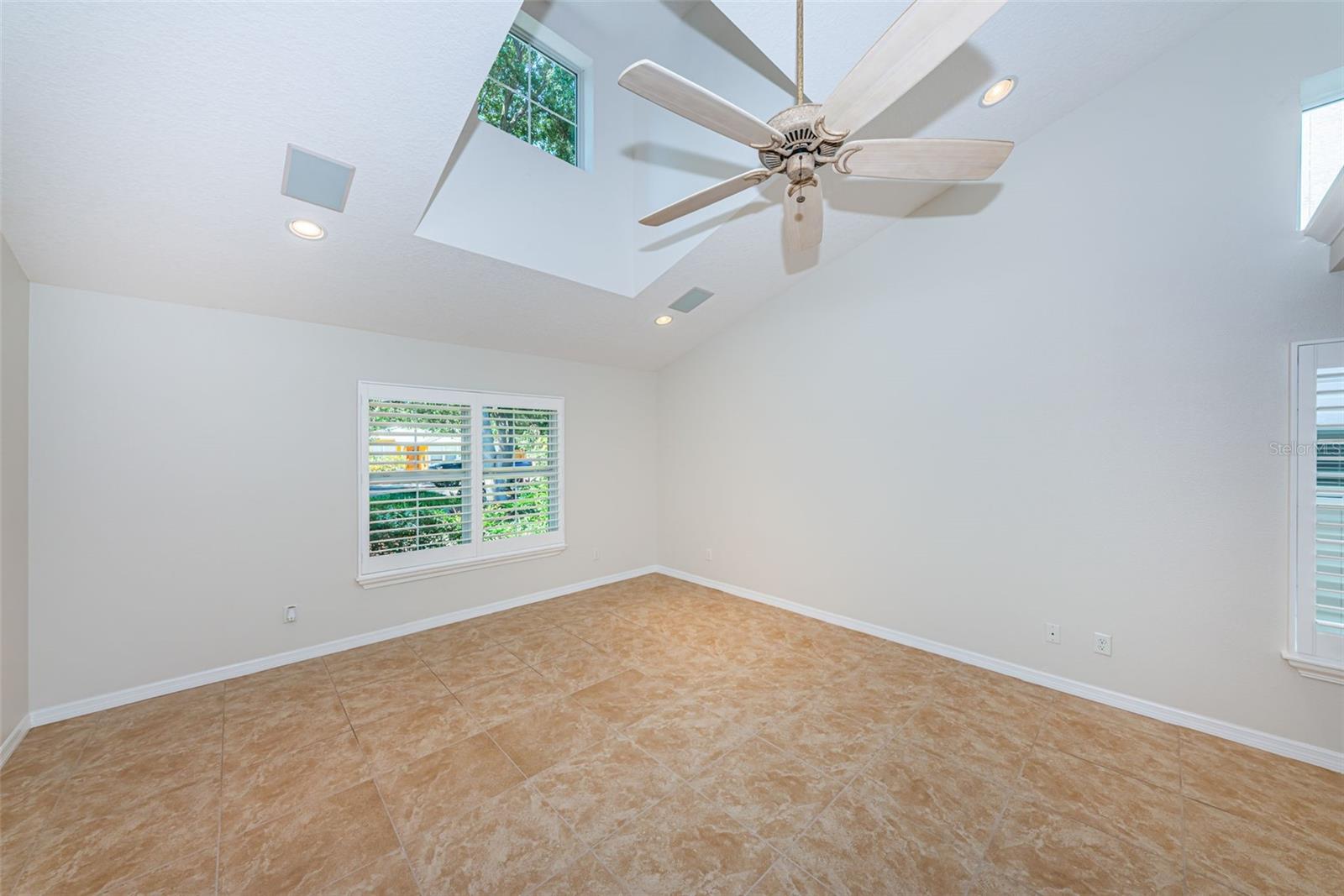 5119 21ST AVE N, ST PETERSBURG, FL, 33710