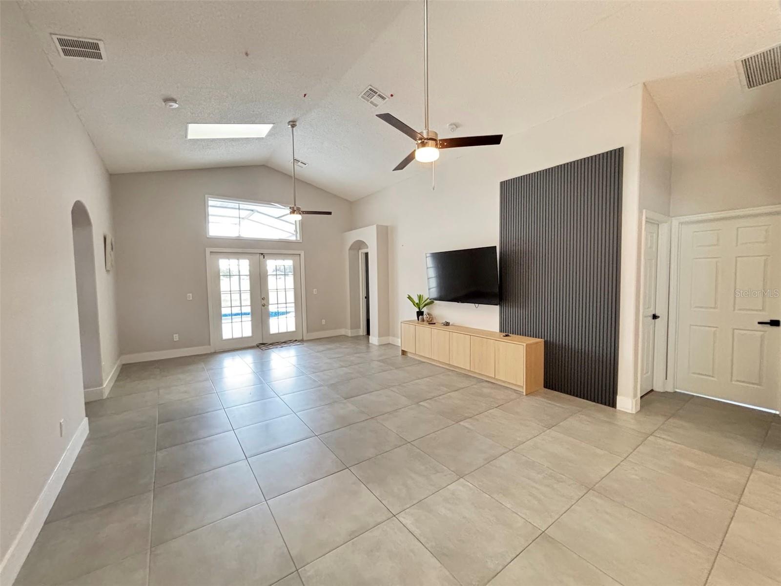 2521 ONEIDA LOOP, KISSIMMEE, FL, 34747