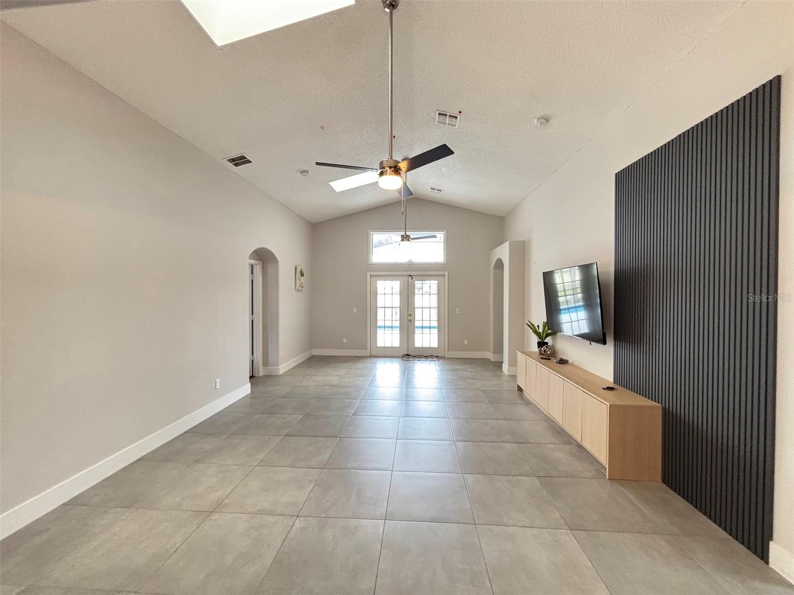 2521 ONEIDA LOOP, KISSIMMEE, FL, 34747