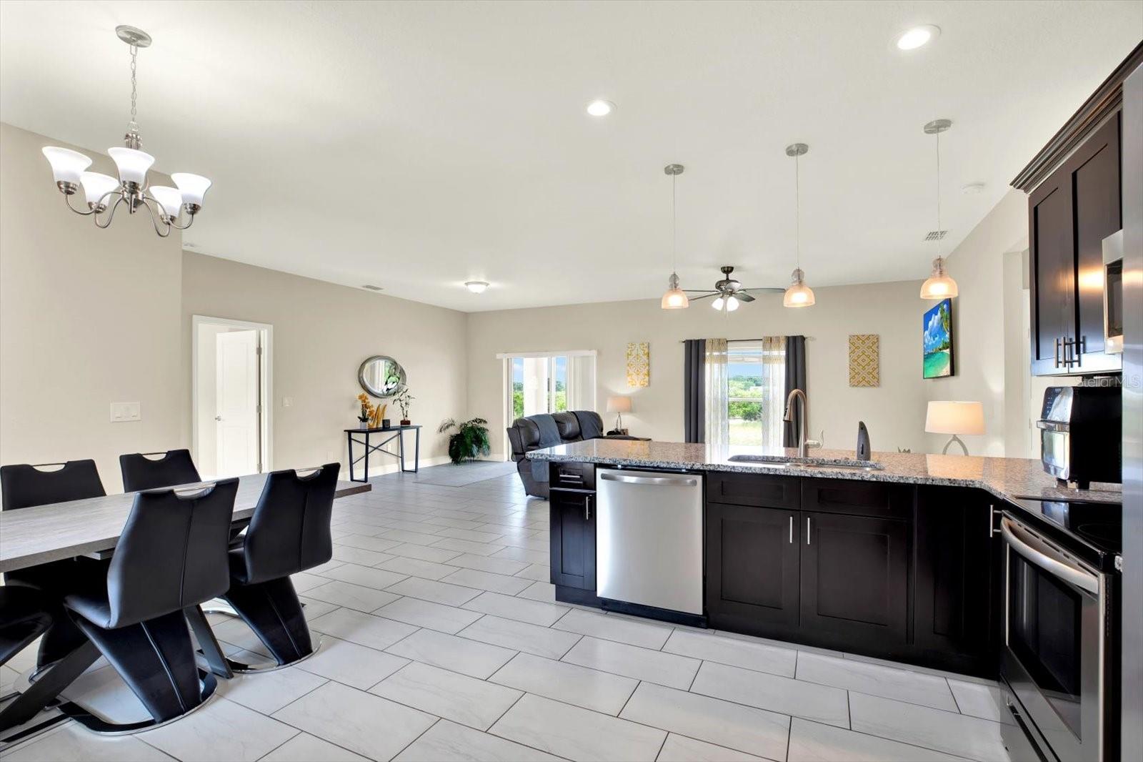 621 PALMDALE AVE, AVON PARK, FL, 33825