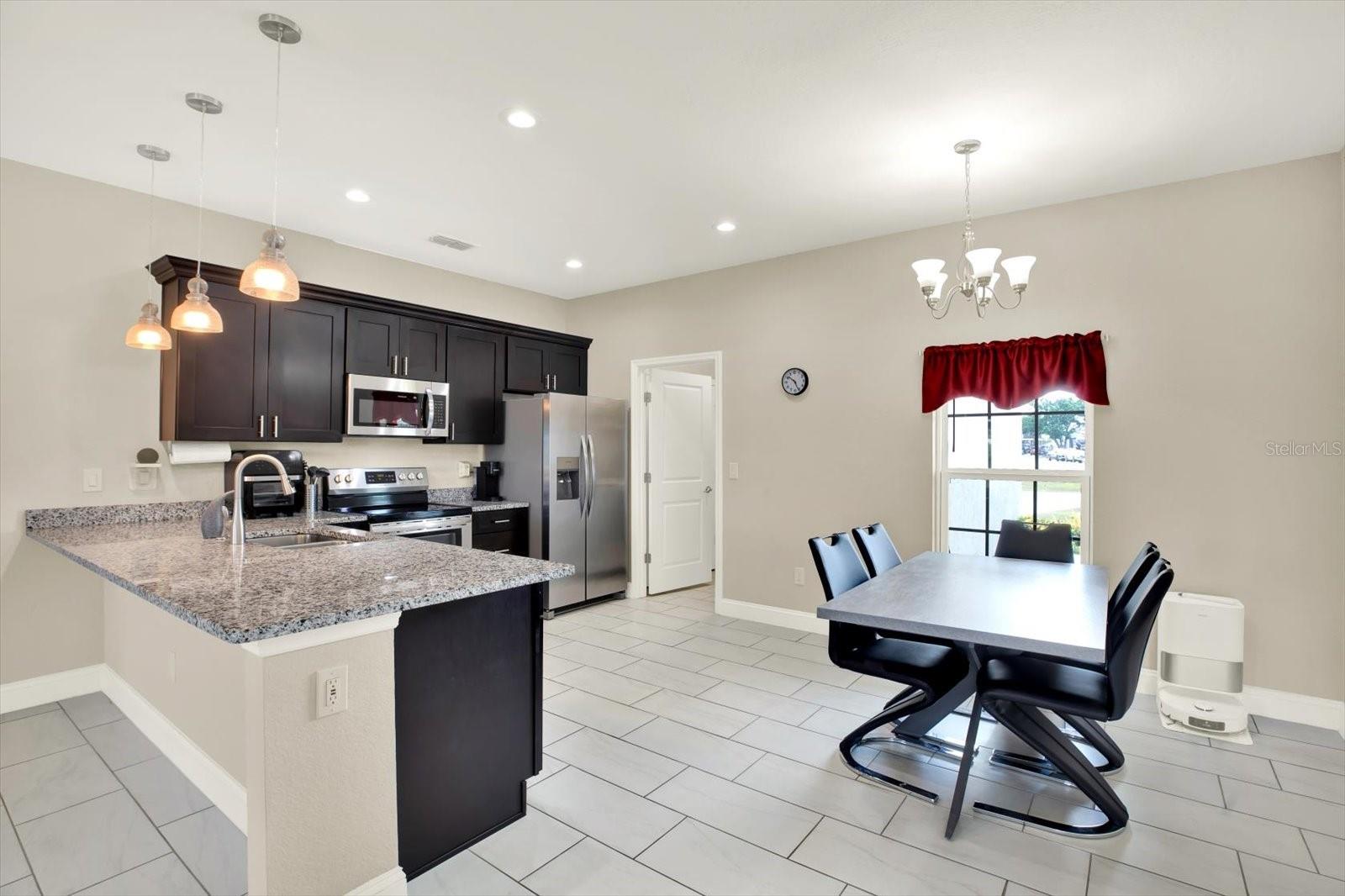 621 PALMDALE AVE, AVON PARK, FL, 33825
