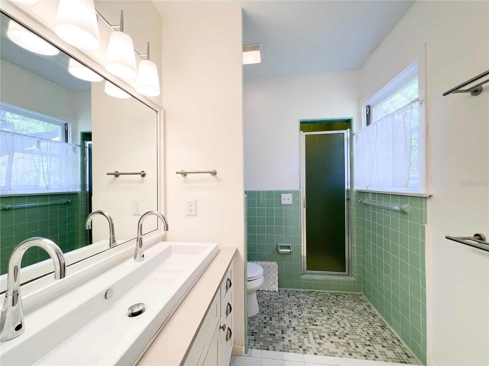 501 NE 8TH AVE, GAINESVILLE, FL, 32601