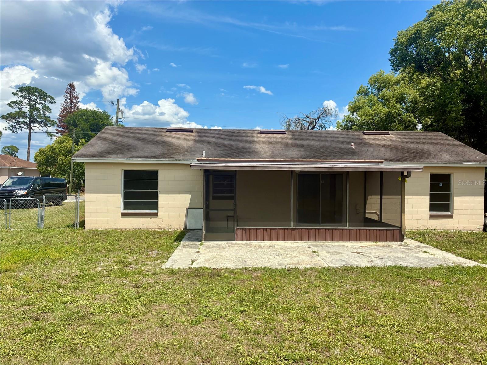 350 ALEXANDER AVE, DELTONA, FL, 32725