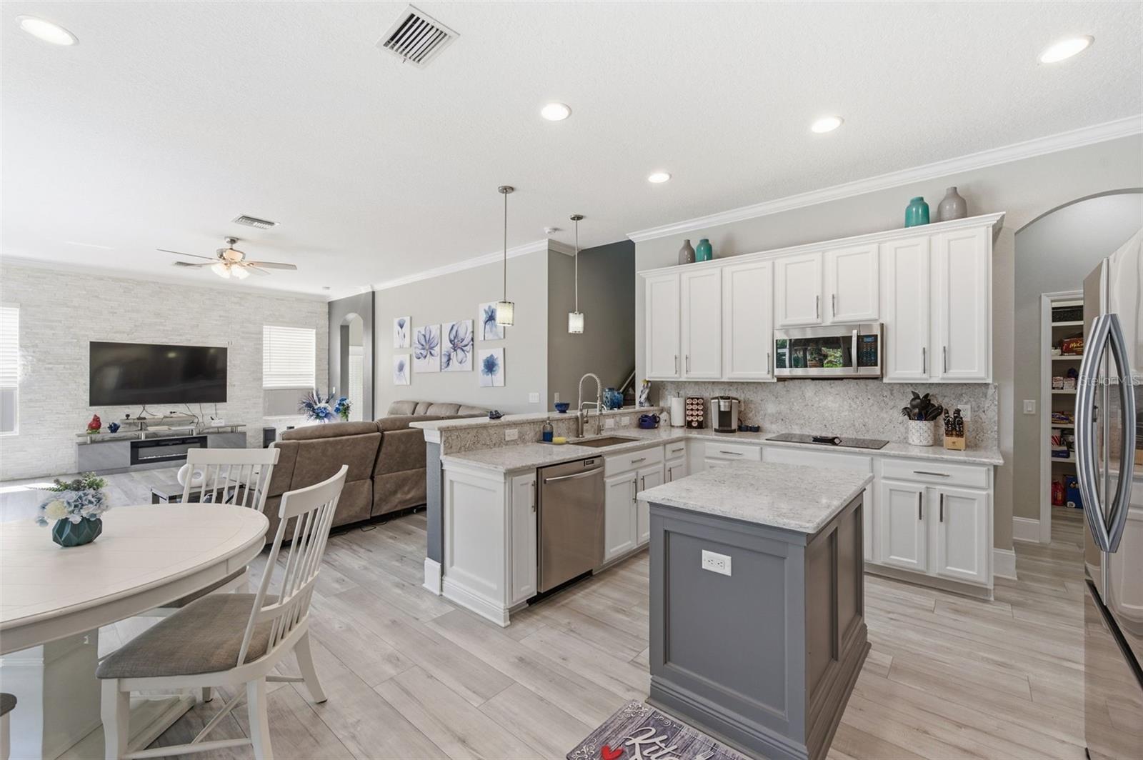 11508 OYSTER BAY CIR, NEW PORT RICHEY, FL, 34654