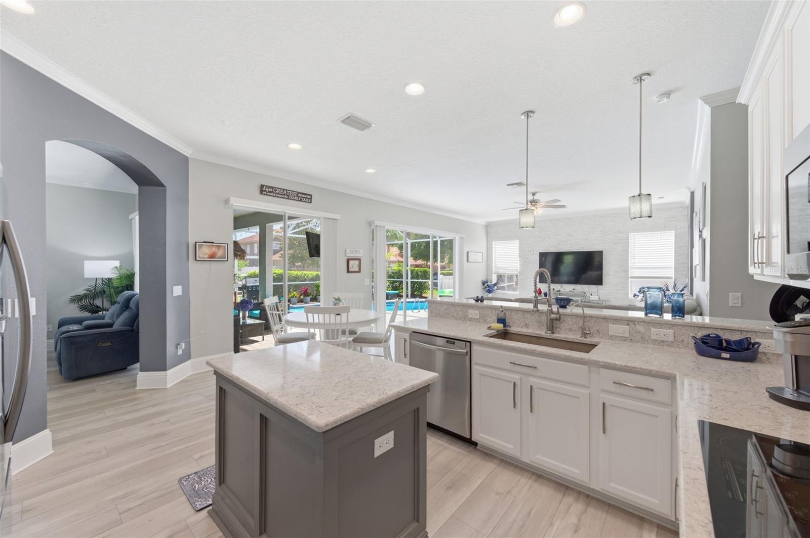 11508 OYSTER BAY CIR, NEW PORT RICHEY, FL, 34654