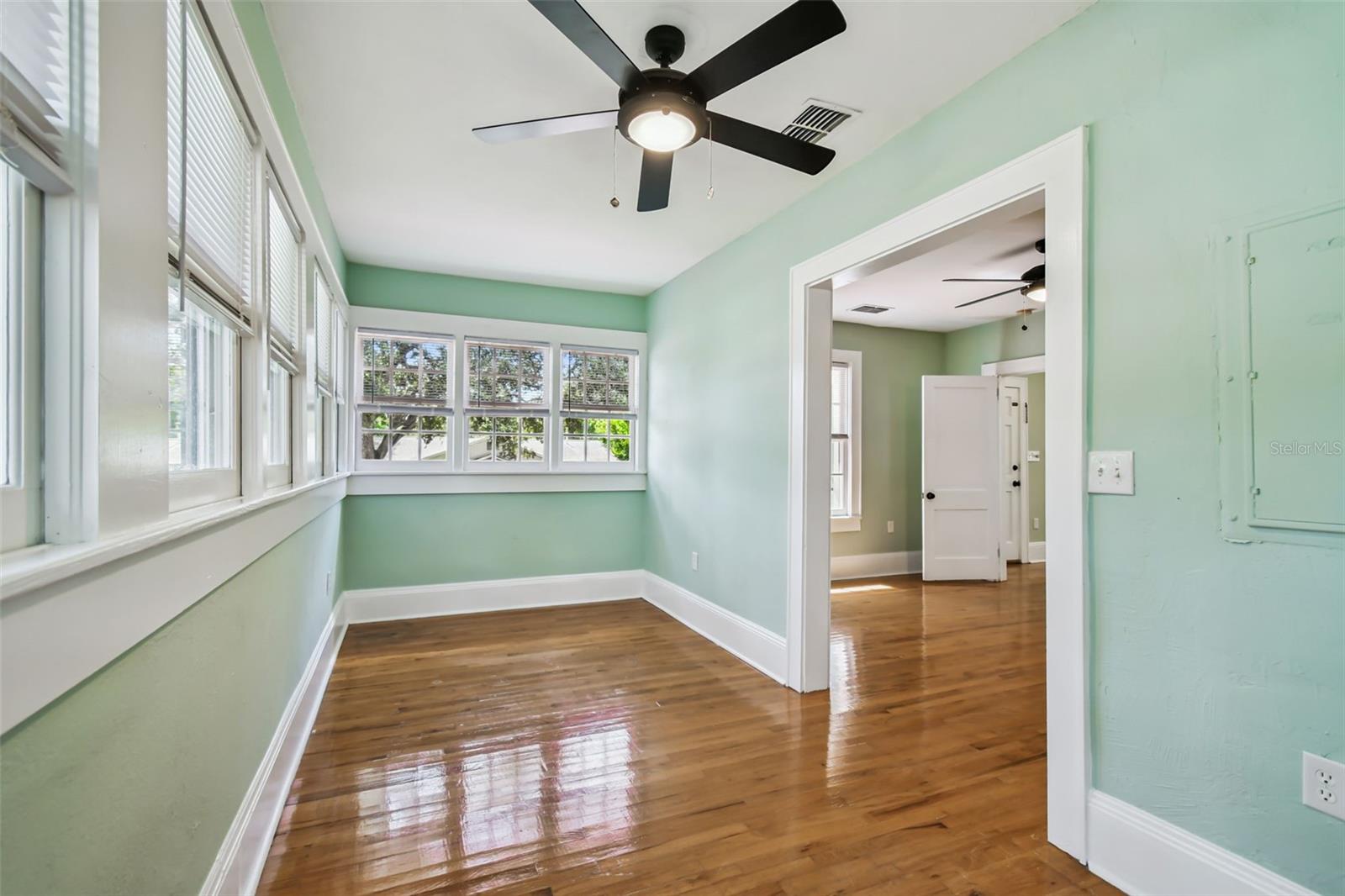 GROVE TERRACE, DUNEDIN, FL, 34698
