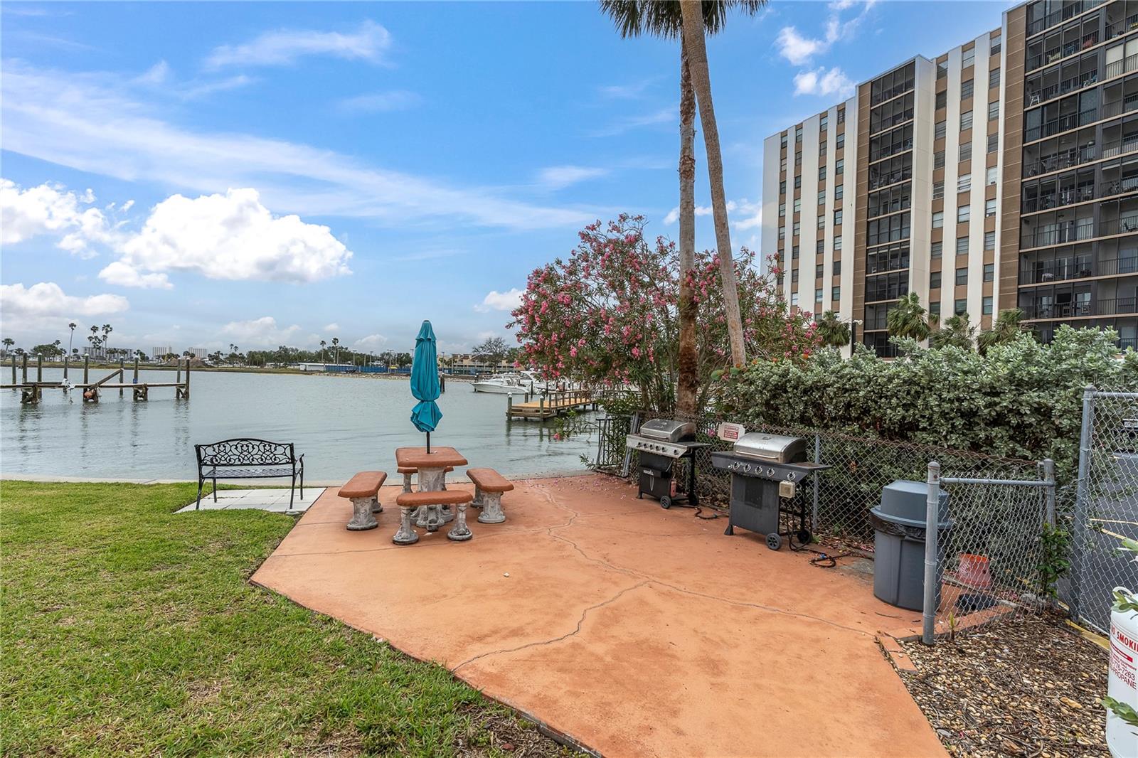 10365 PARADISE BLVD #4, TREASURE ISLAND, FL, 33706