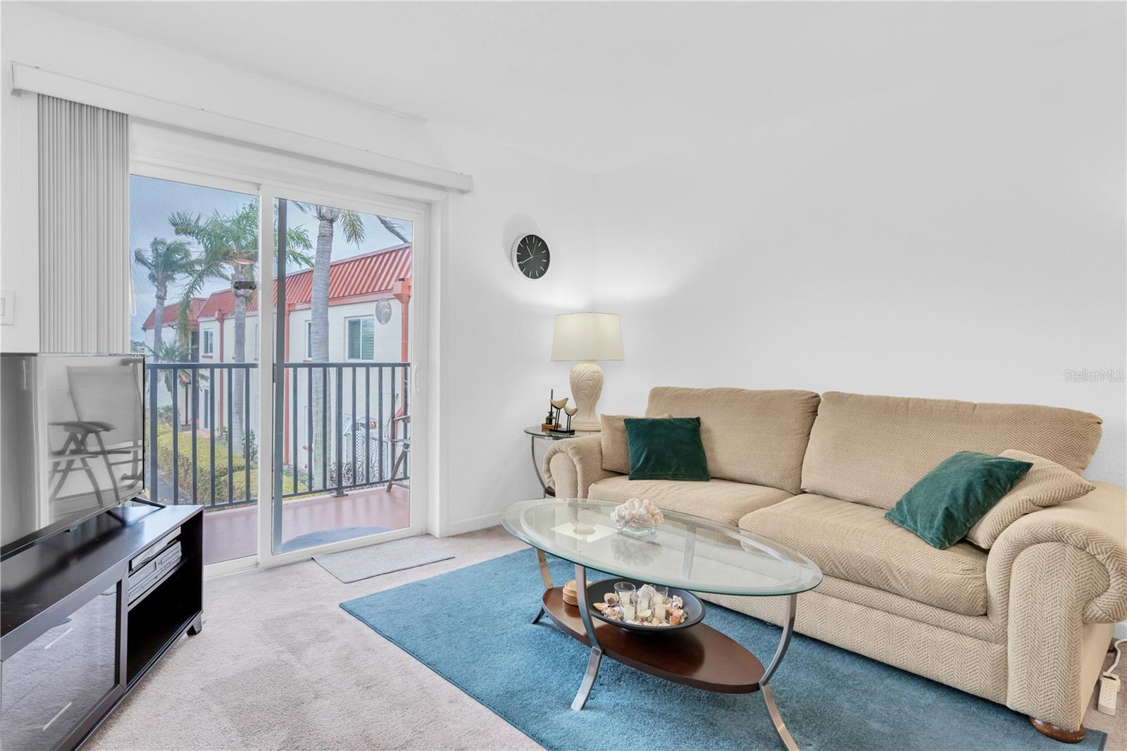 10365 PARADISE BLVD #4, TREASURE ISLAND, FL, 33706