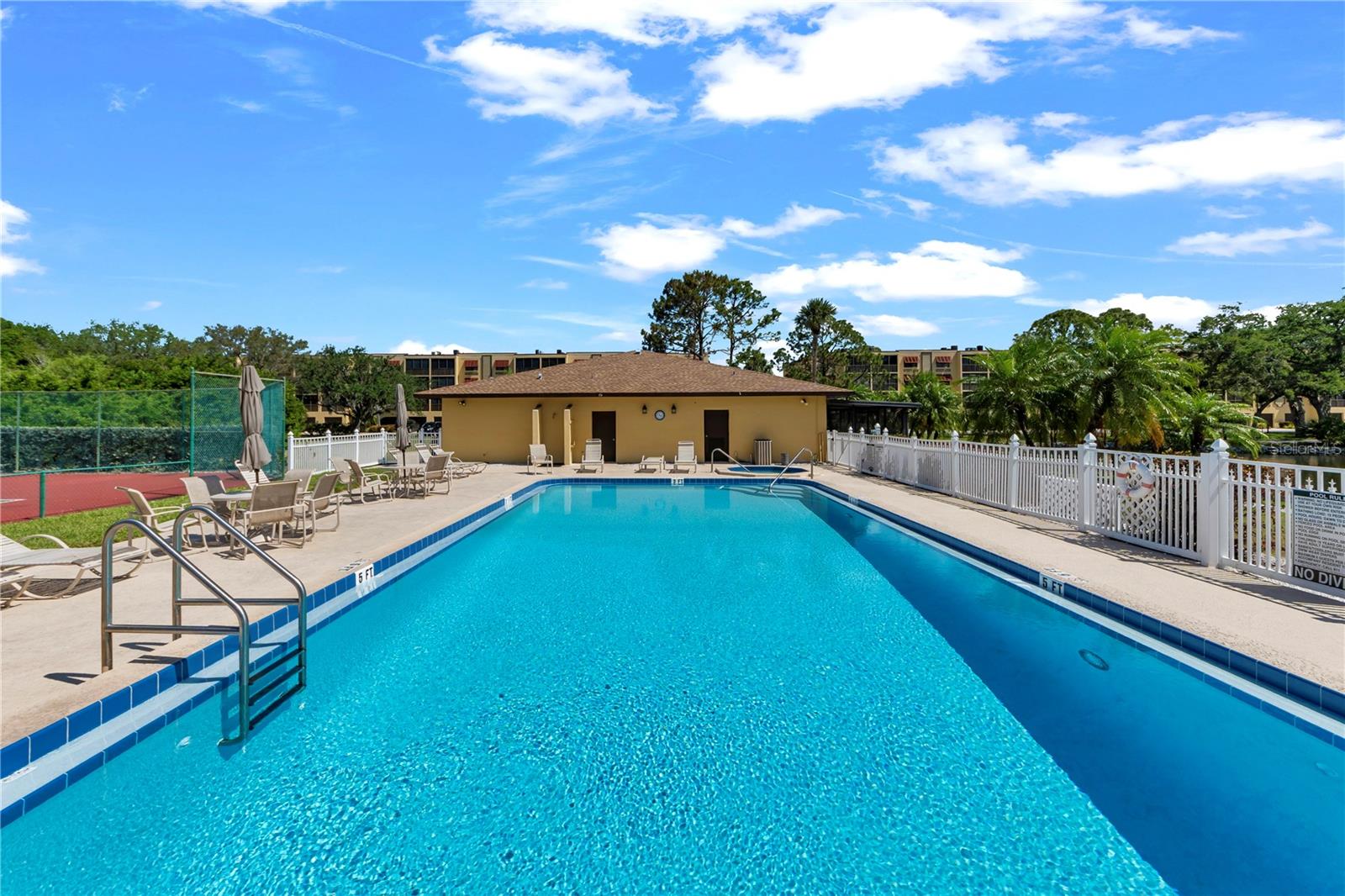 5849 PARK ST N #202, ST PETERSBURG, FL, 33709