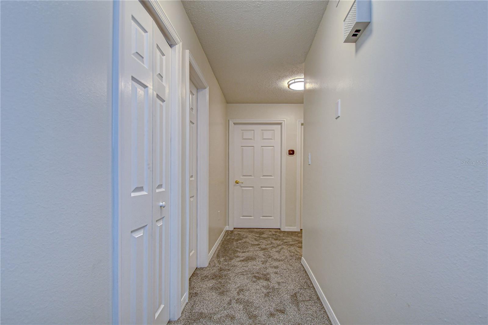 11912 RIVERHILLS DR, TAMPA, FL, 33617