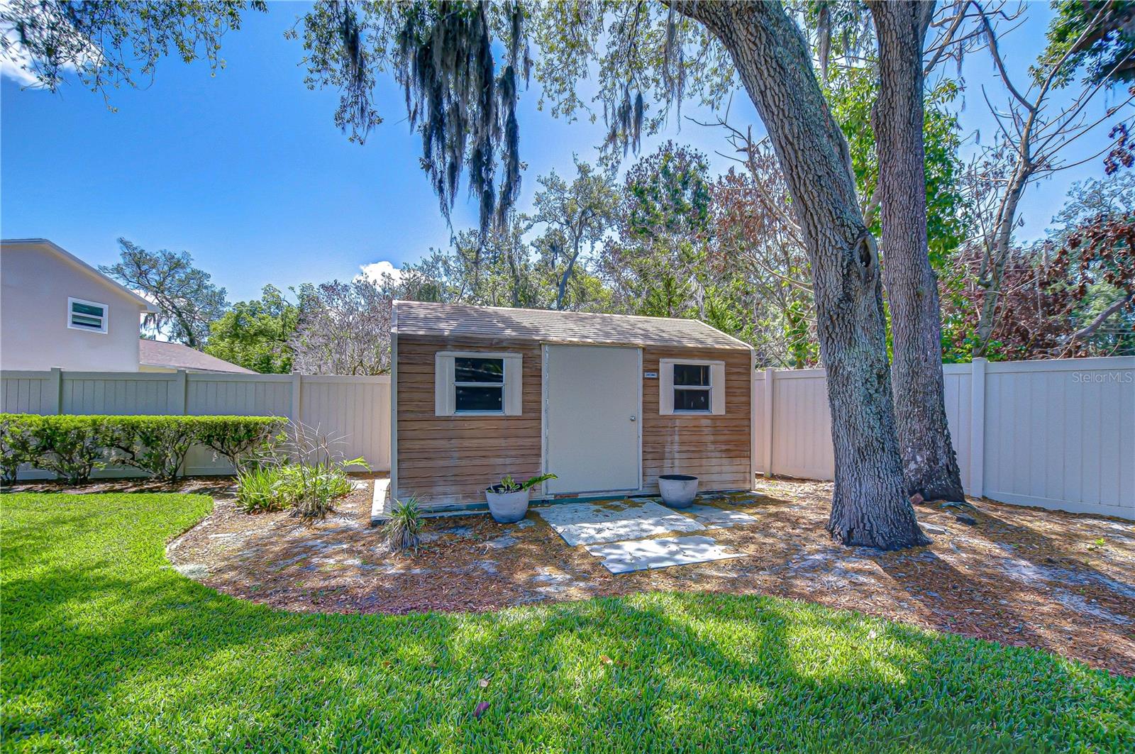 11912 RIVERHILLS DR, TAMPA, FL, 33617