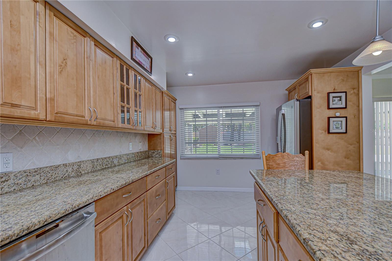 11912 RIVERHILLS DR, TAMPA, FL, 33617