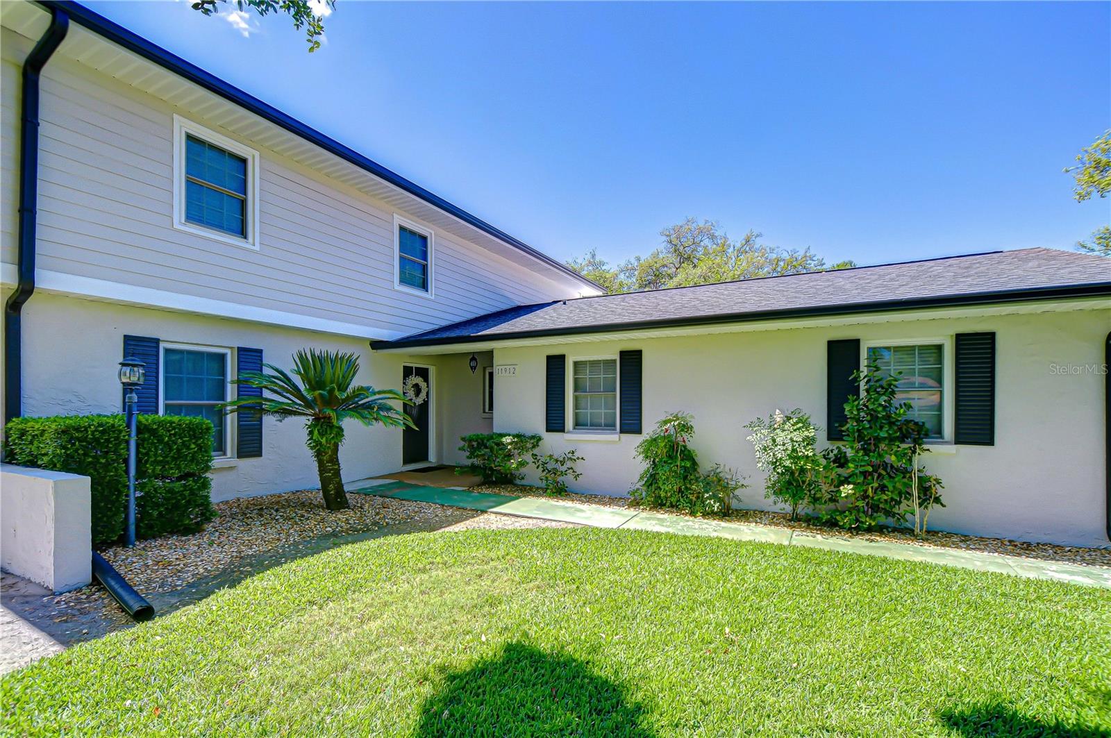 11912 RIVERHILLS DR, TAMPA, FL, 33617