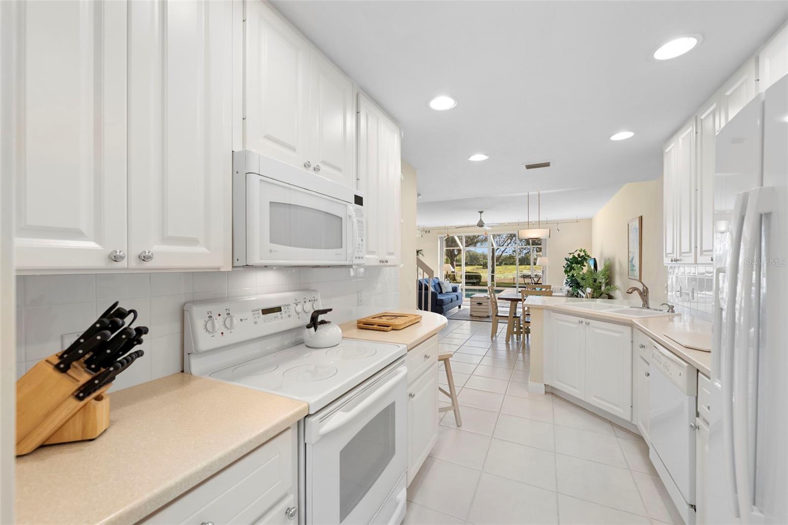 7520 ANDORA DR, SARASOTA, FL, 34238