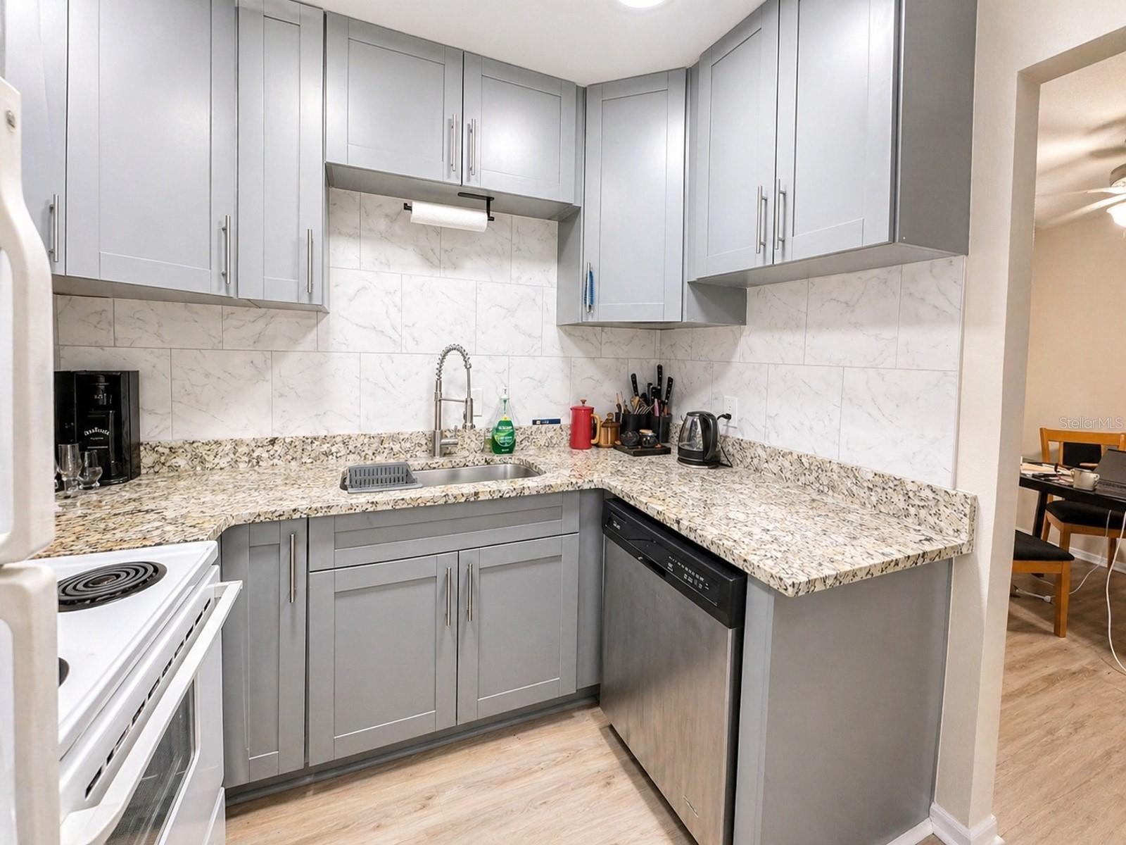 1320 MORELAND DR #27, CLEARWATER, FL, 33764