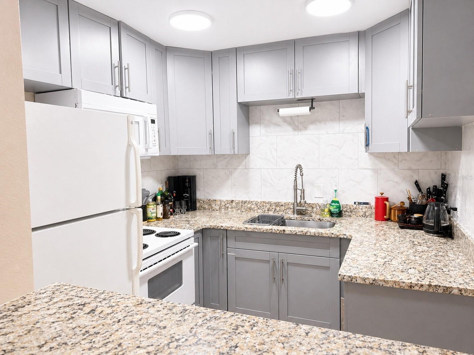 1320 MORELAND DR #27, CLEARWATER, FL, 33764