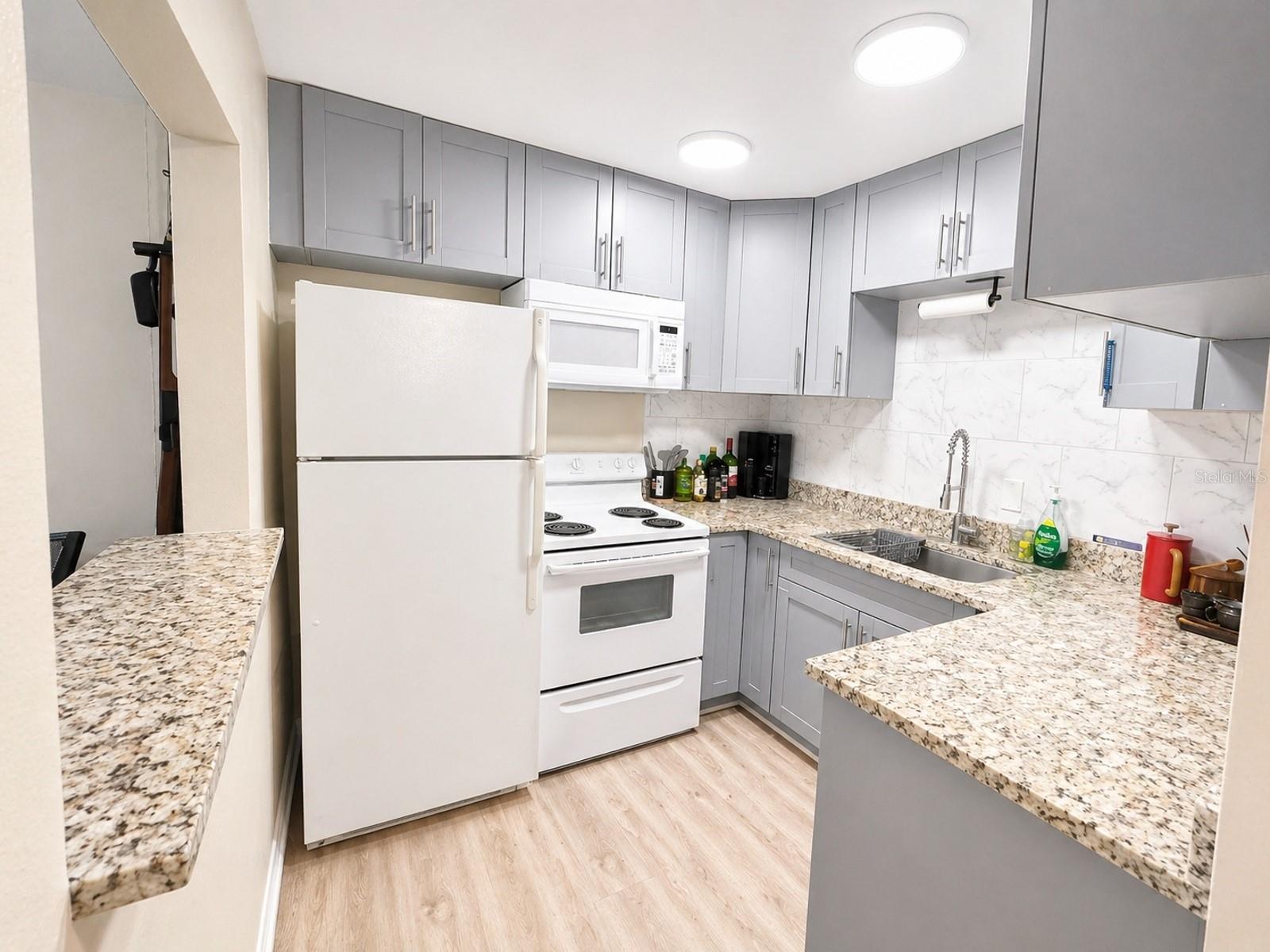 1320 MORELAND DR #27, CLEARWATER, FL, 33764