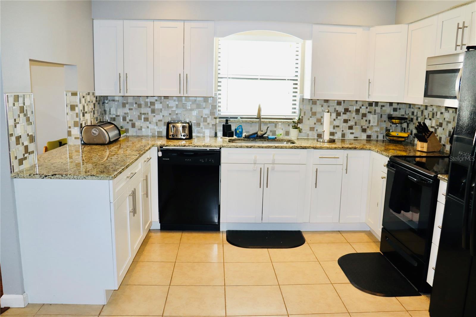 8108 BANISTER LN, PORT RICHEY, FL, 34668