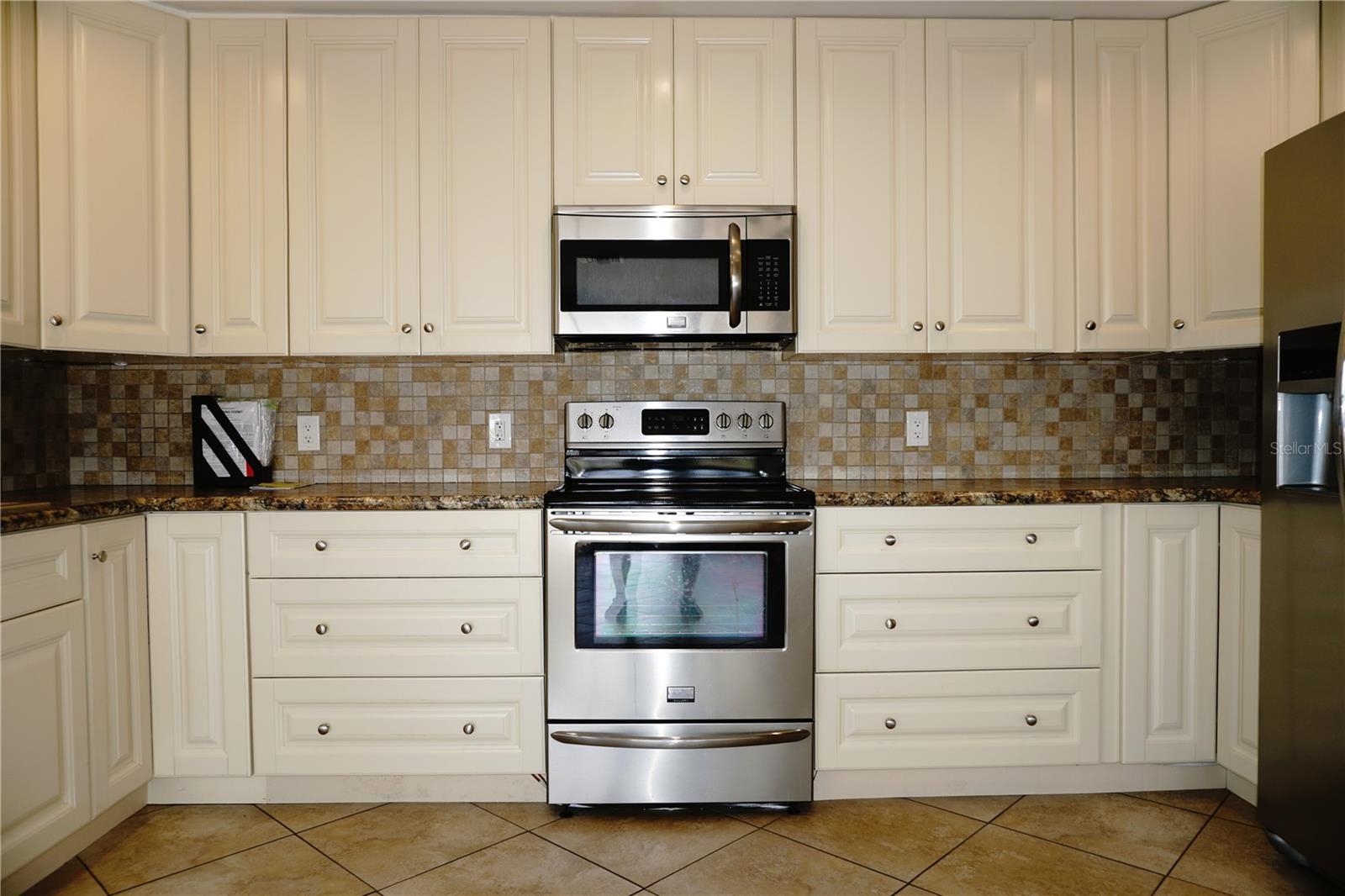 4330 TAHITIAN GARDENS CIR #E, HOLIDAY, FL, 34691