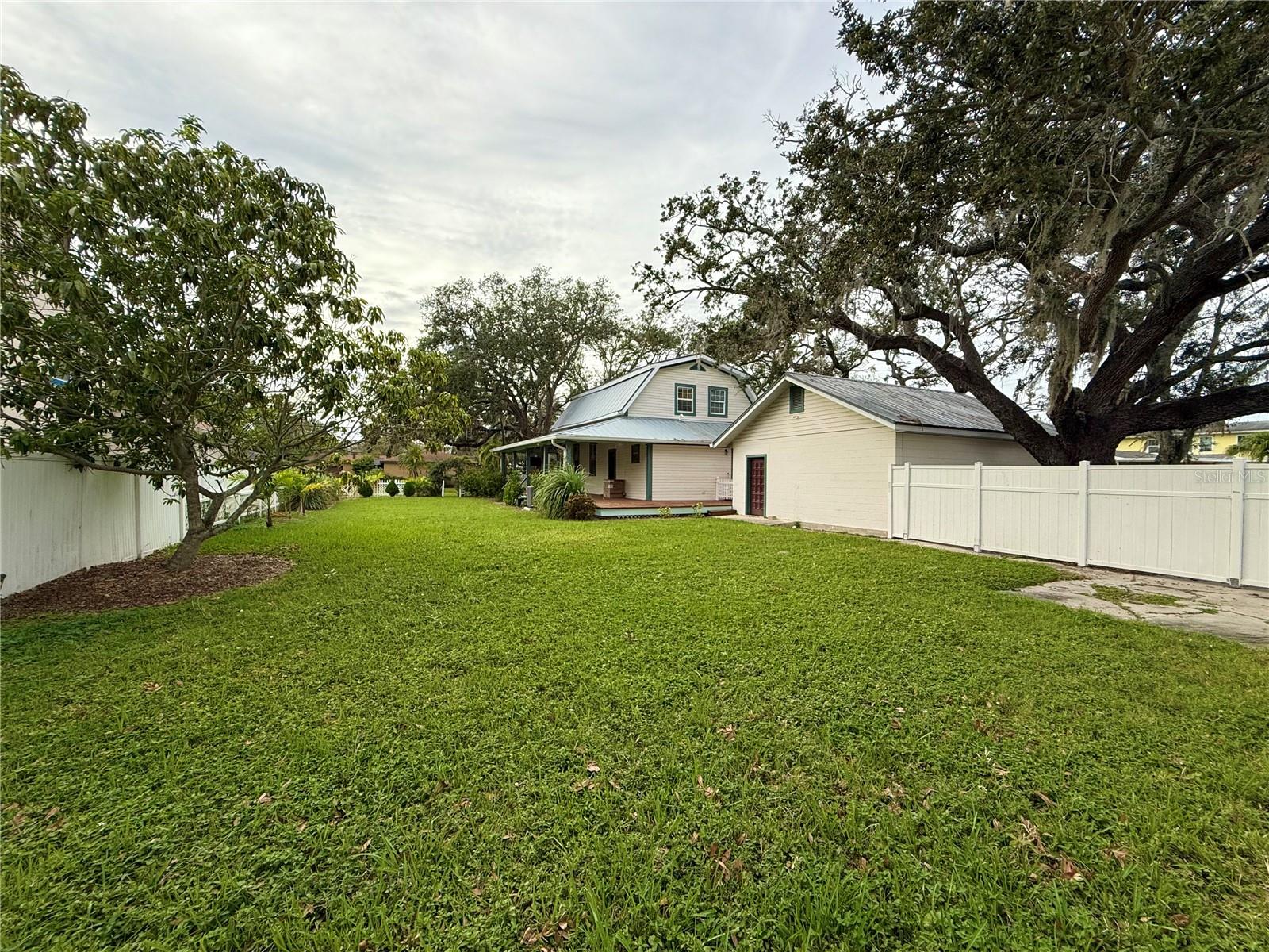 7002 SHAMROCK RD S, TAMPA, FL, 33616