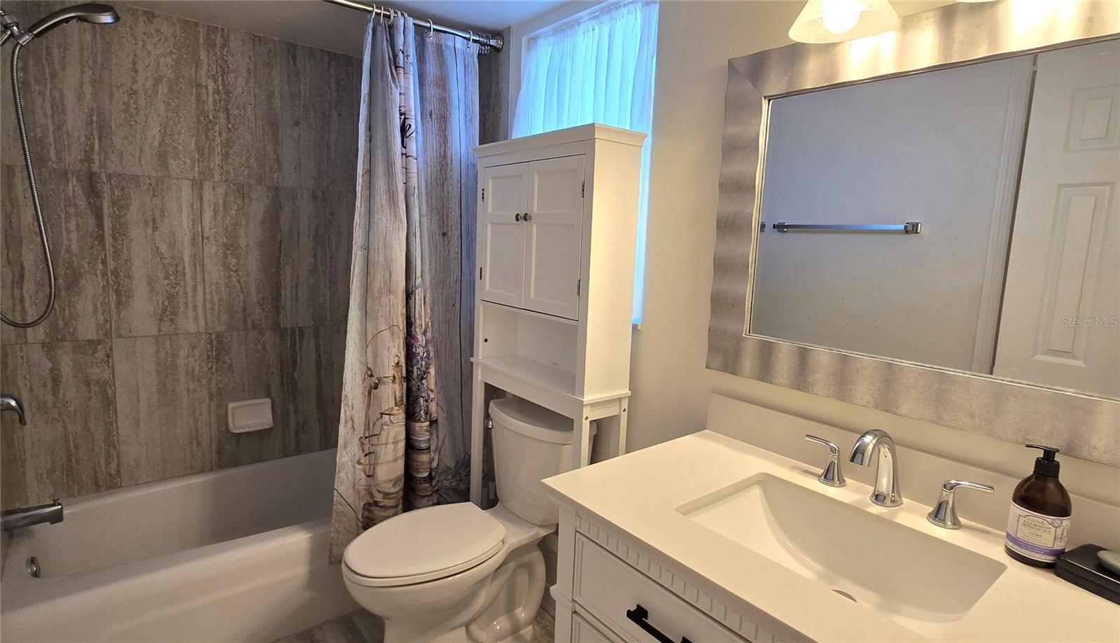 245 CENTER RD #104, VENICE, FL, 34285