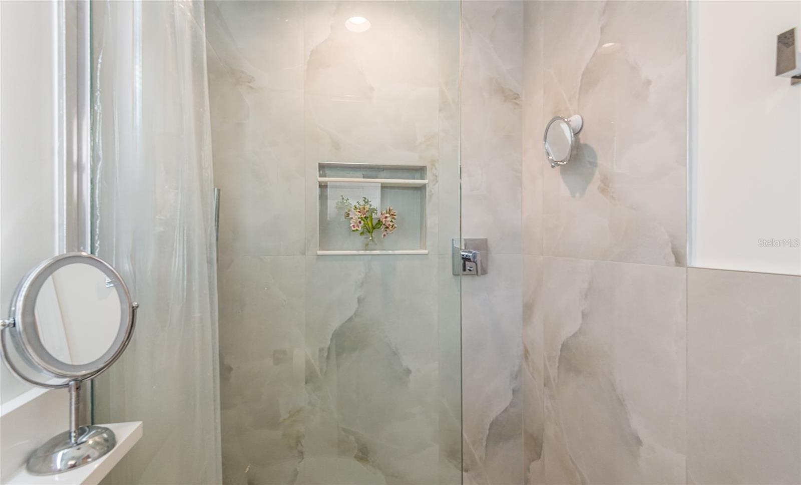 1900 BENJAMIN FRANKLIN DR #V11, SARASOTA, FL, 34236