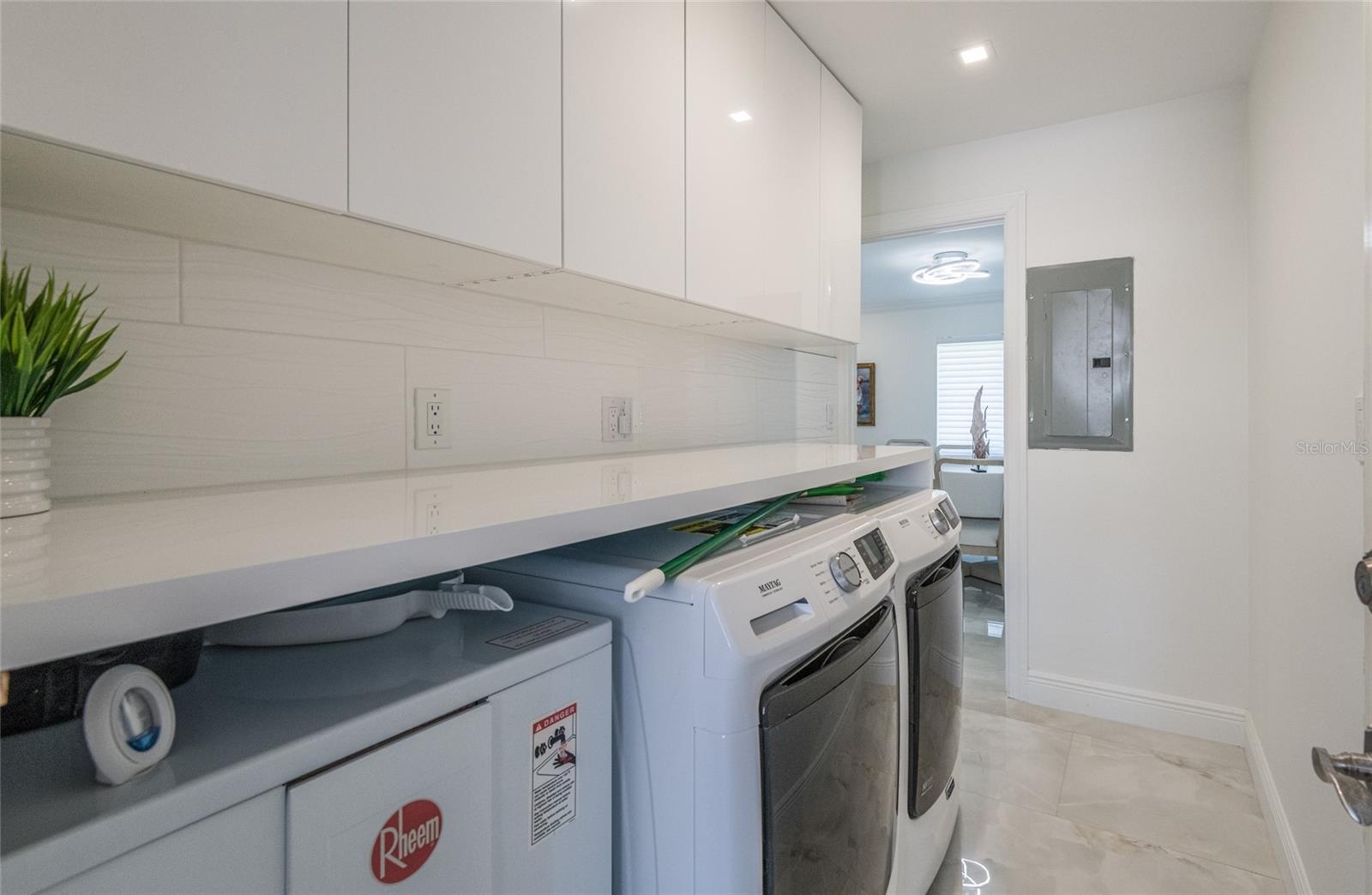 1900 BENJAMIN FRANKLIN DR #V11, SARASOTA, FL, 34236