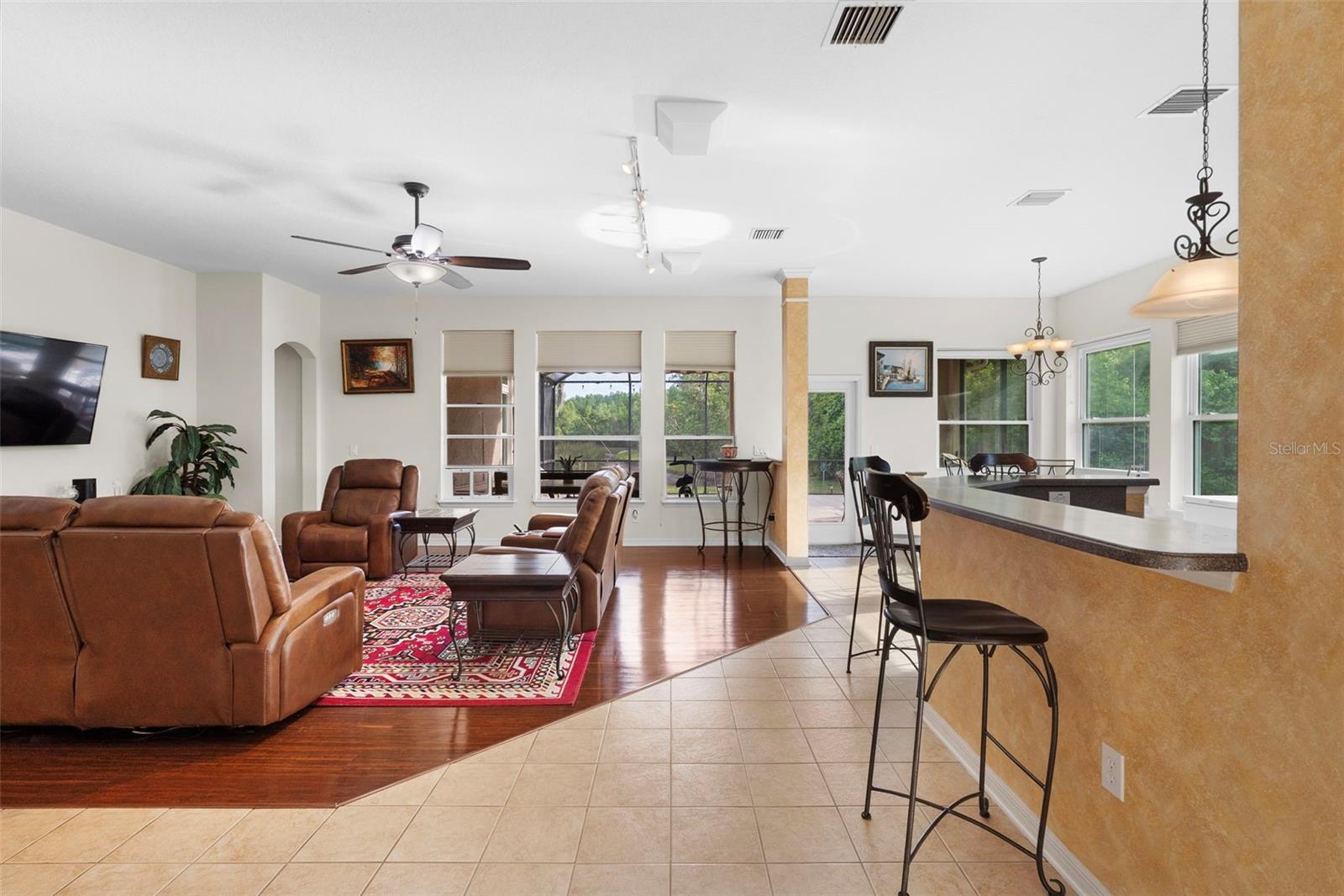 8434 WESTERLAND DR, LAND O LAKES, FL, 34637