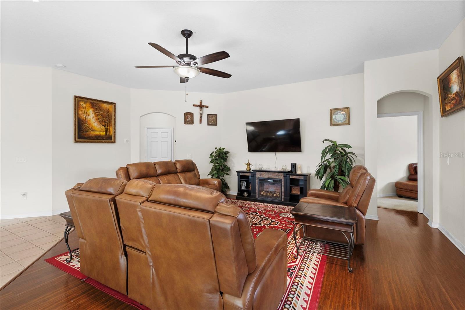 8434 WESTERLAND DR, LAND O LAKES, FL, 34637
