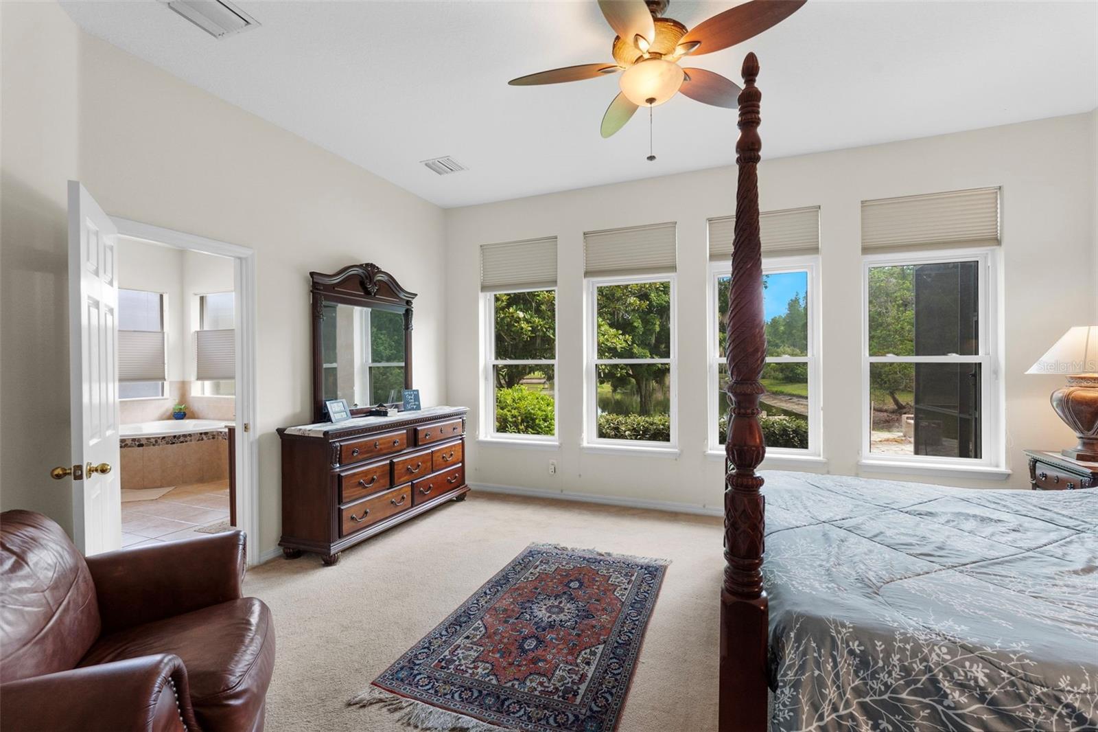 8434 WESTERLAND DR, LAND O LAKES, FL, 34637