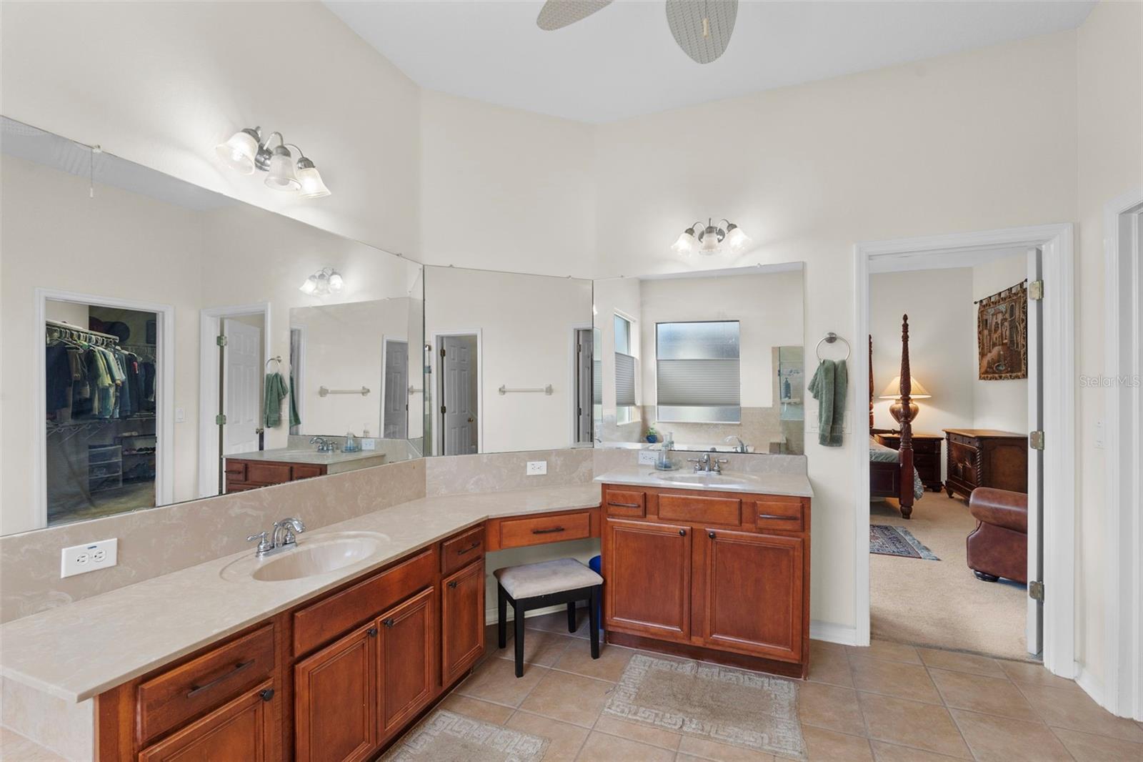 8434 WESTERLAND DR, LAND O LAKES, FL, 34637