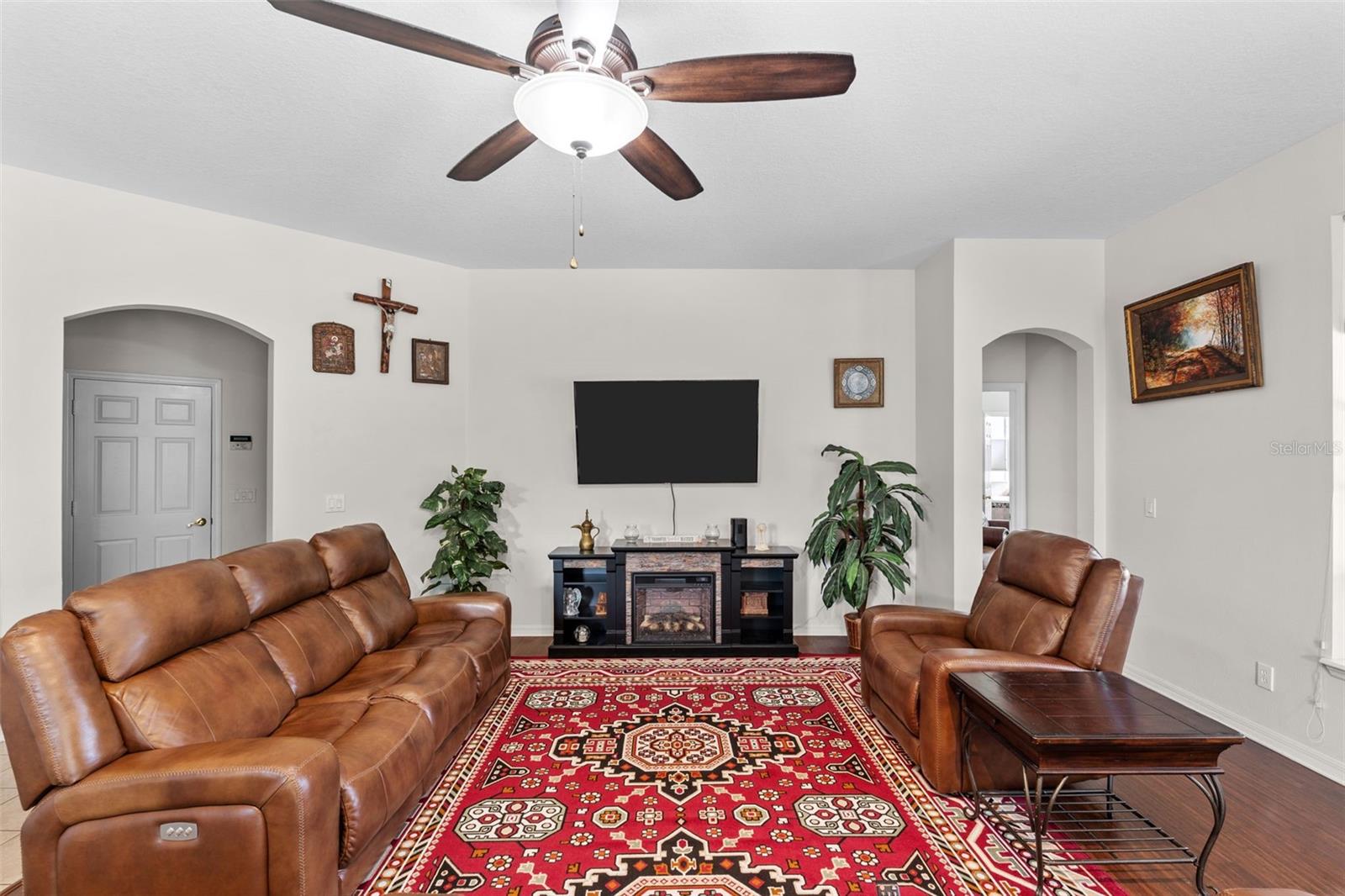 8434 WESTERLAND DR, LAND O LAKES, FL, 34637