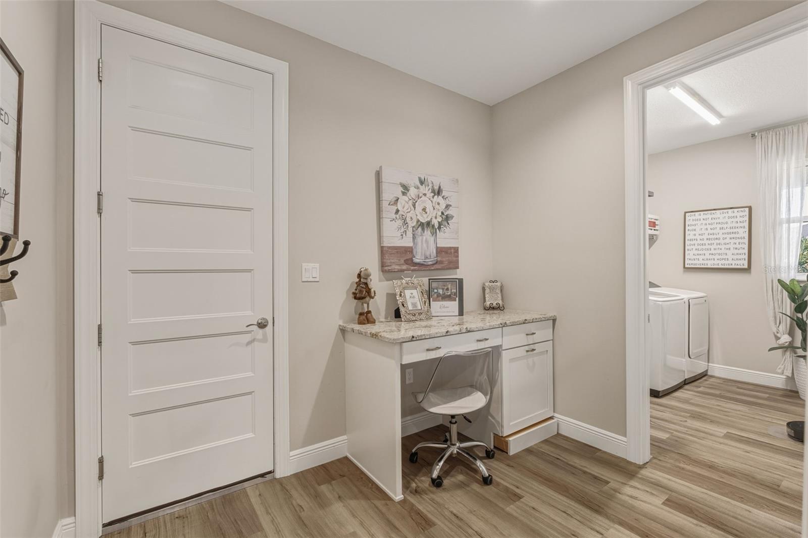 8127 DIMSTEAD ST, PORT CHARLOTTE, FL, 33981