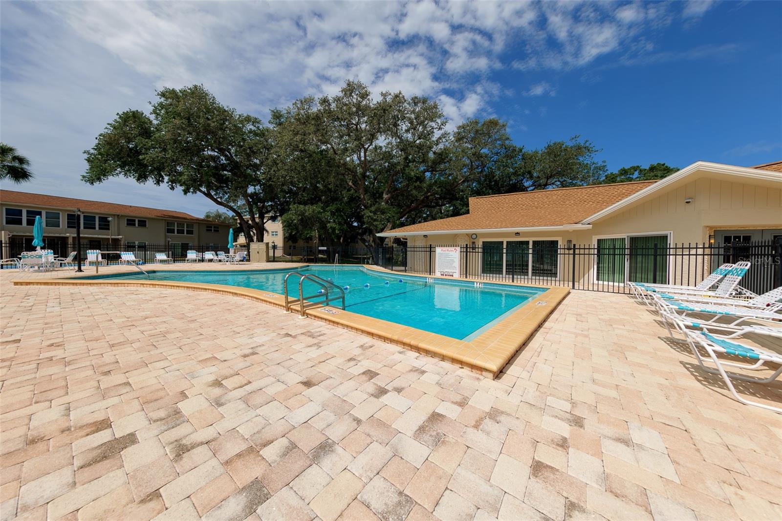 946 VIRGINIA ST #107, DUNEDIN, FL, 34698
