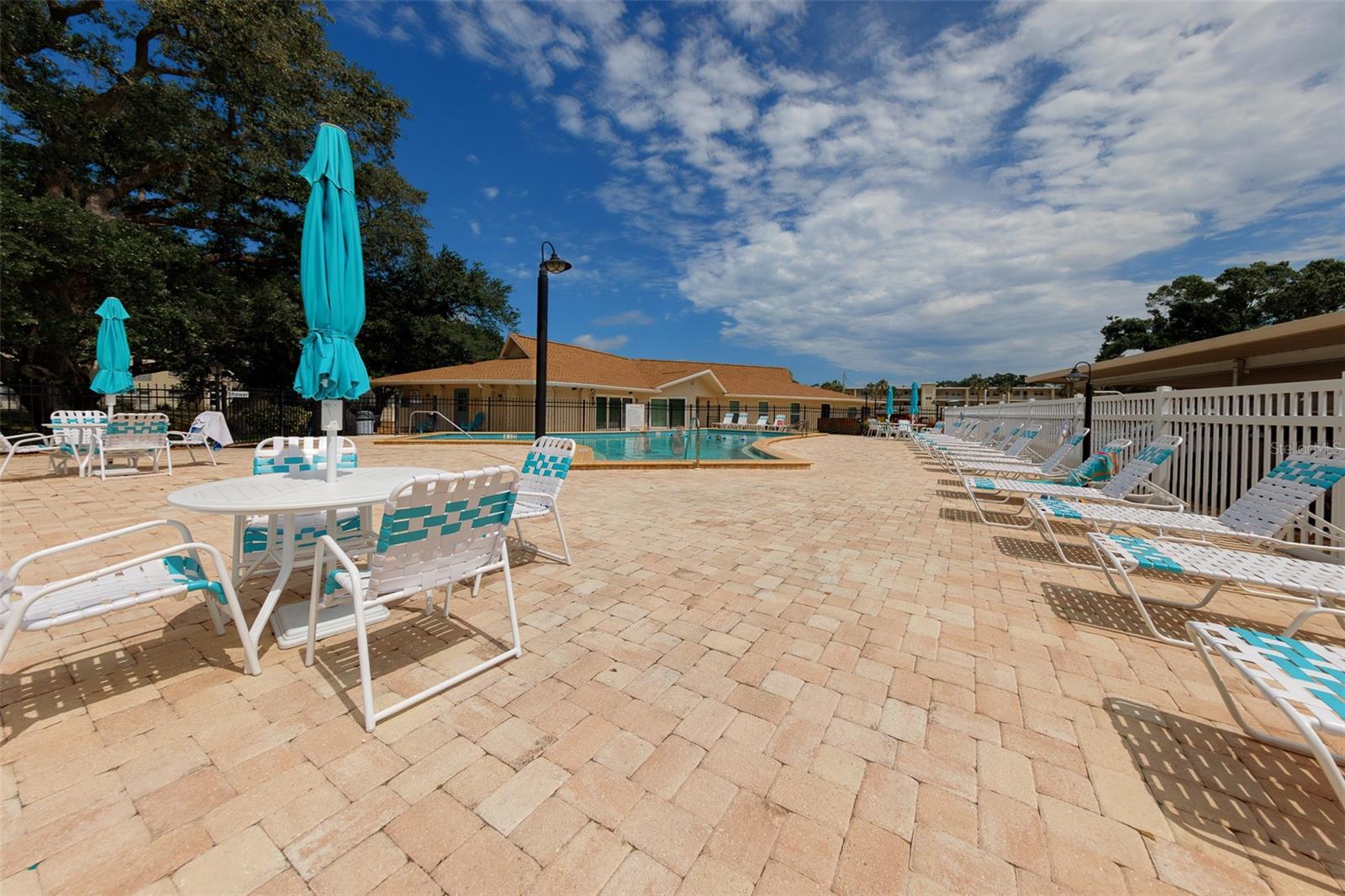 946 VIRGINIA ST #107, DUNEDIN, FL, 34698