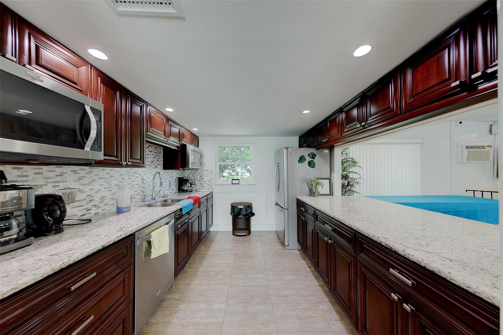 946 VIRGINIA ST #107, DUNEDIN, FL, 34698