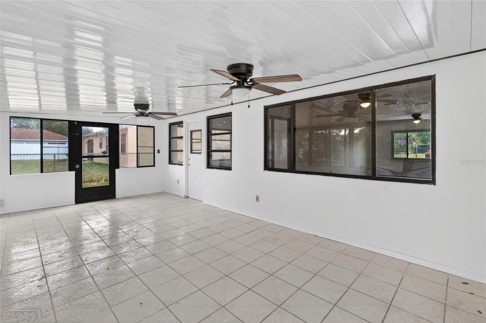 329 OAK TRACK DR, OCALA, FL, 34472