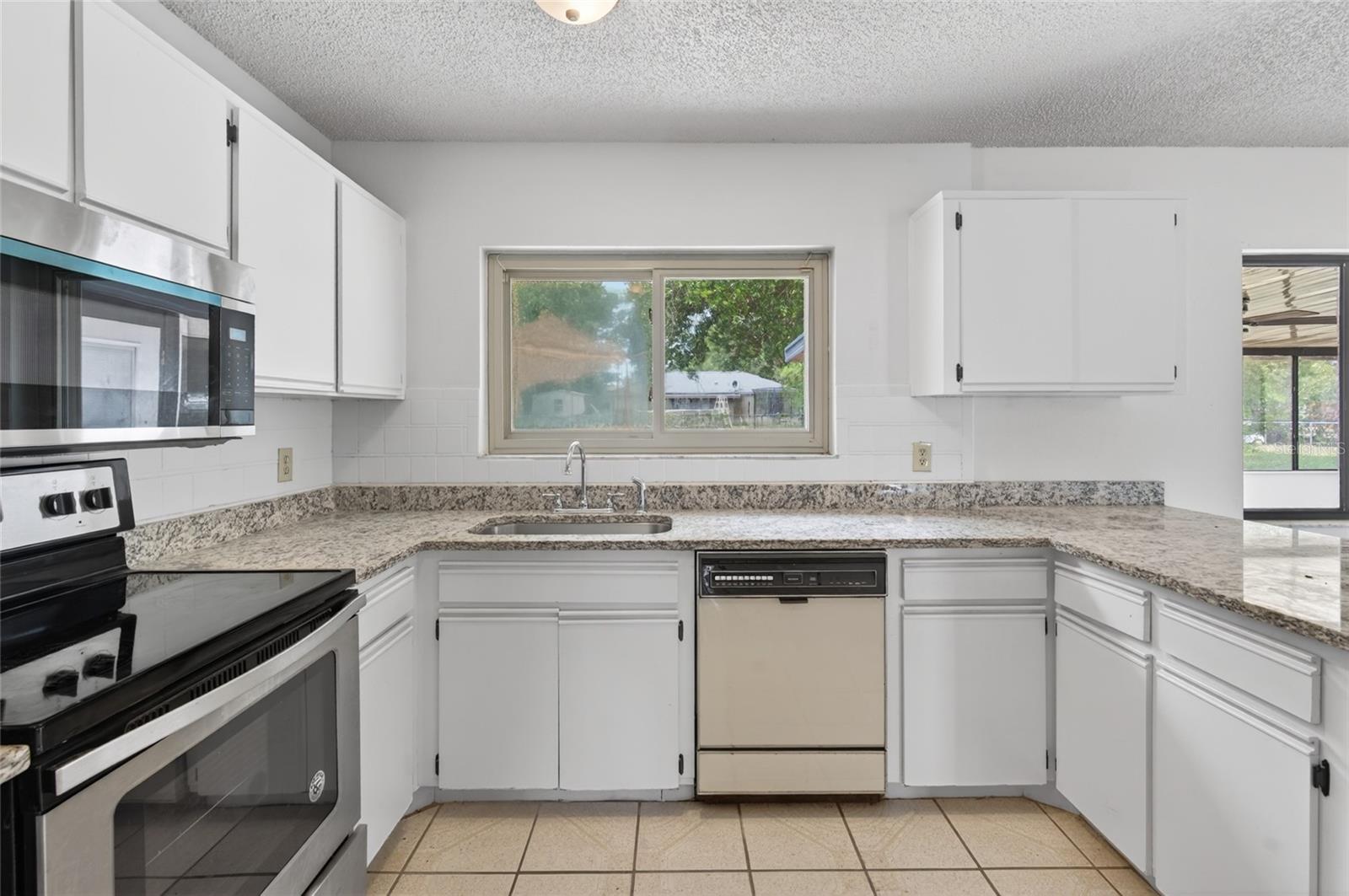 329 OAK TRACK DR, OCALA, FL, 34472