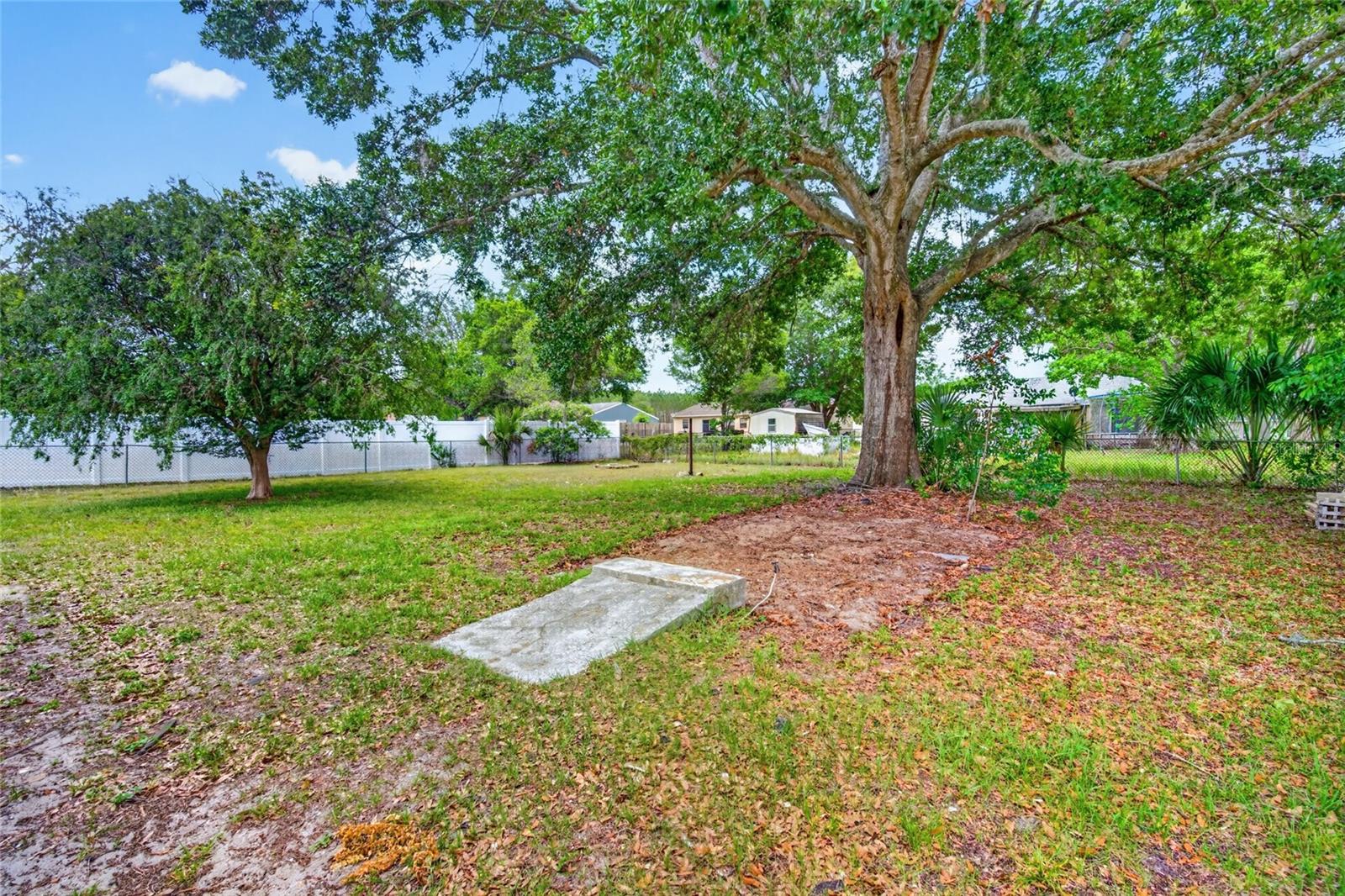 329 OAK TRACK DR, OCALA, FL, 34472
