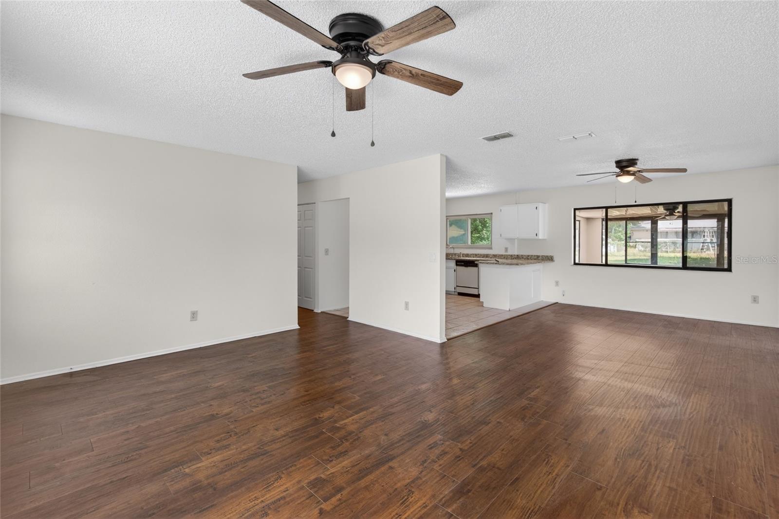 329 OAK TRACK DR, OCALA, FL, 34472