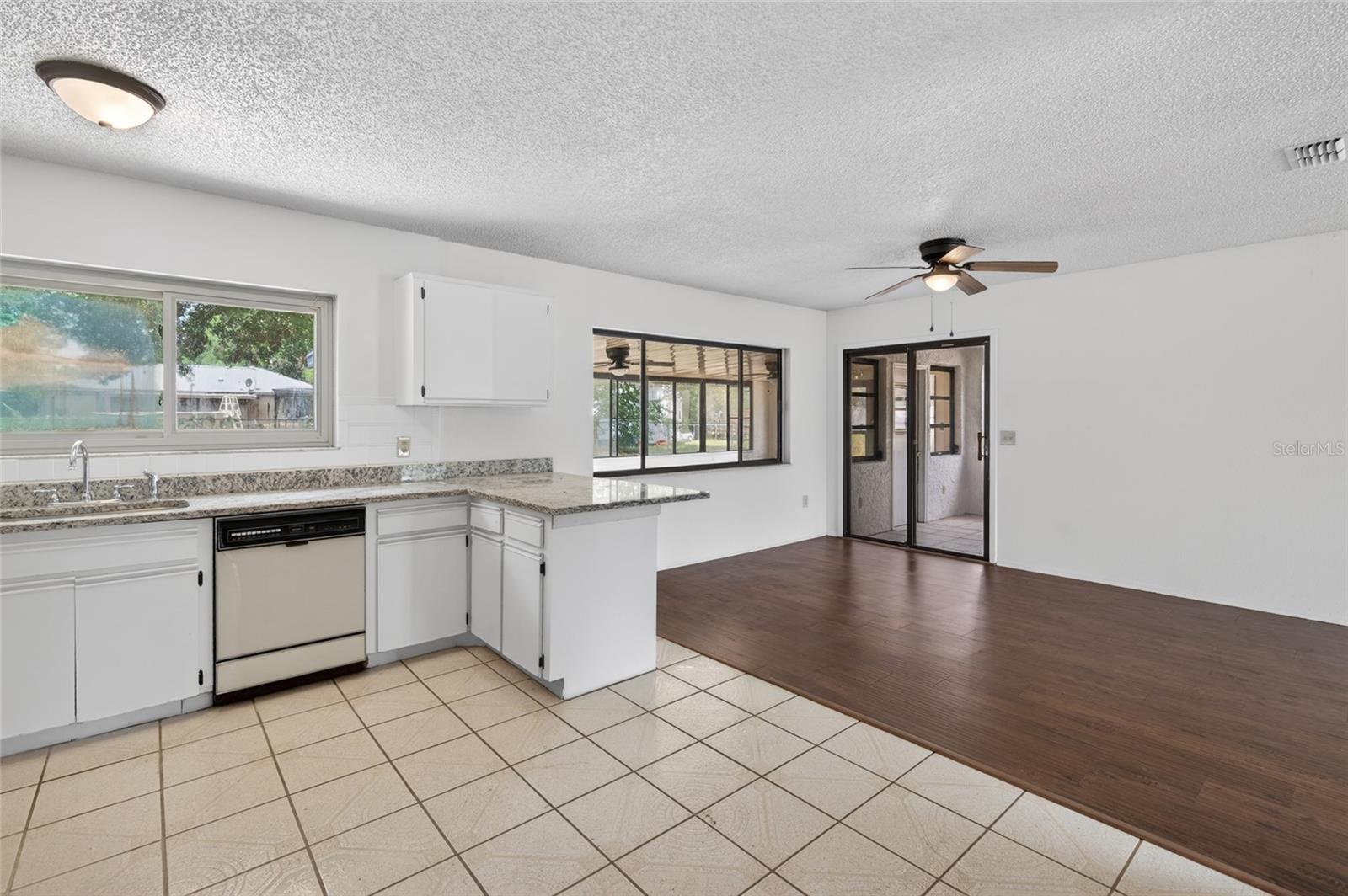 329 OAK TRACK DR, OCALA, FL, 34472