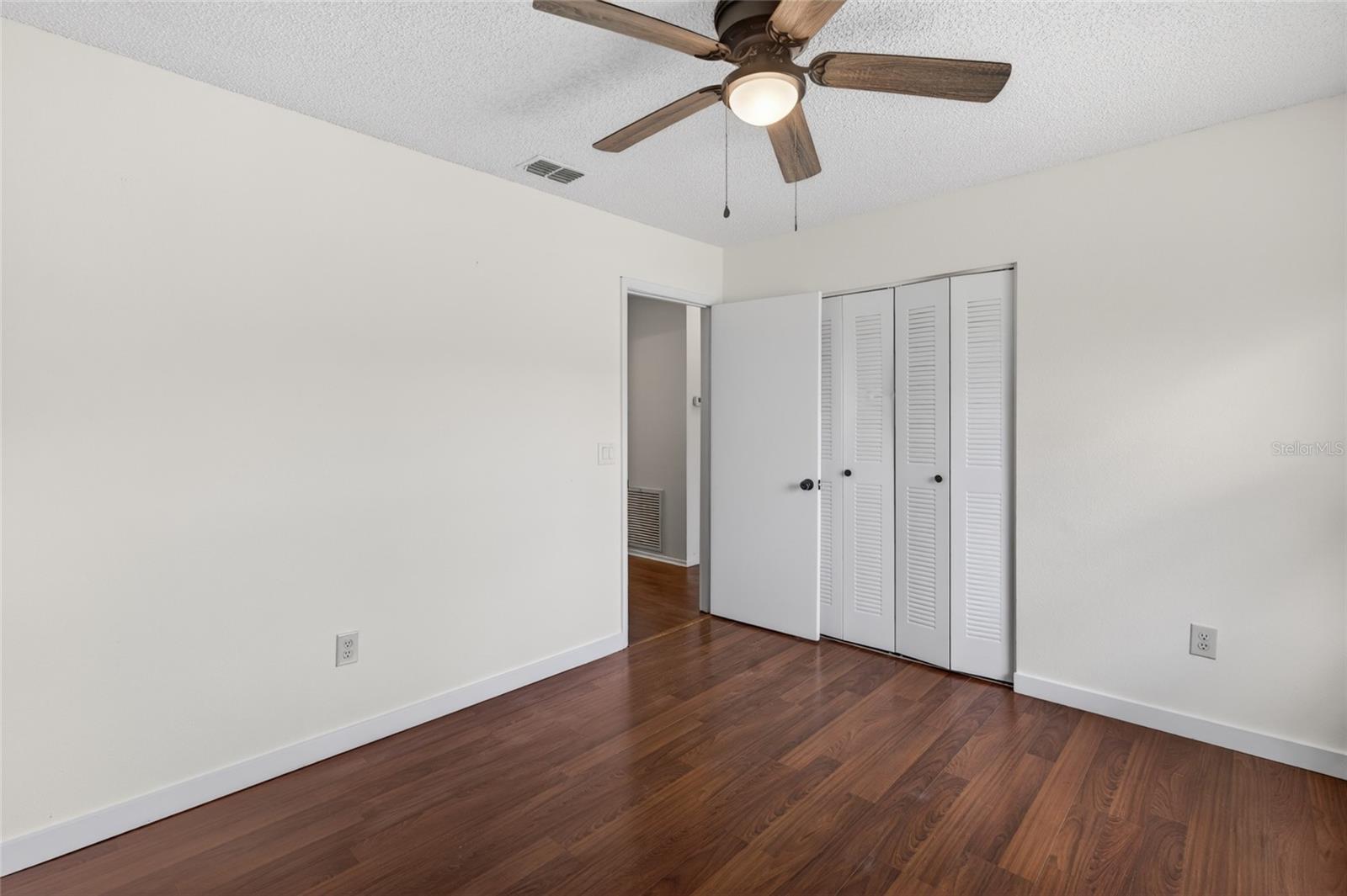329 OAK TRACK DR, OCALA, FL, 34472