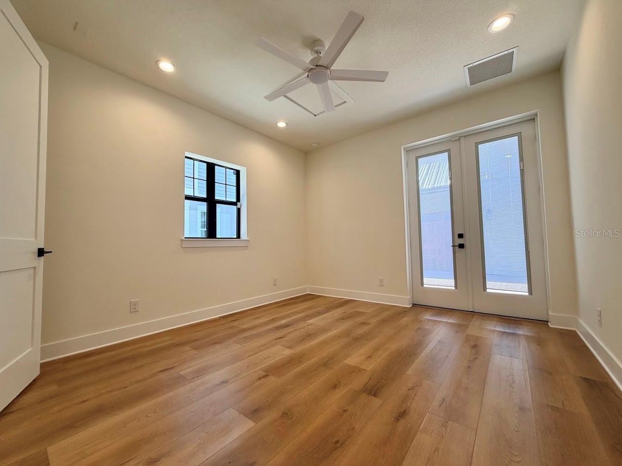 709 GARDEN WEST TER, WINTER GARDEN, FL, 34787