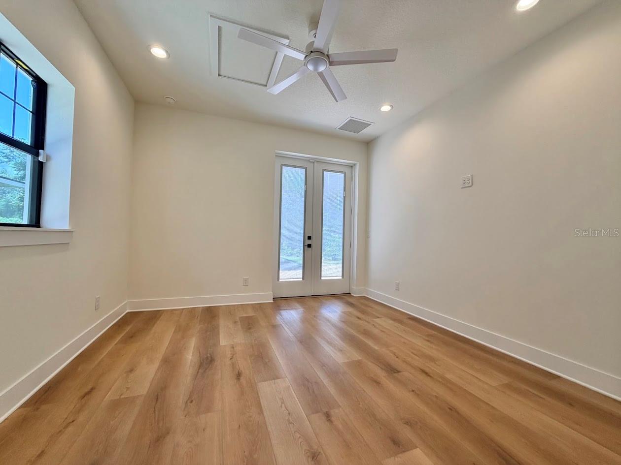 709 GARDEN WEST TER, WINTER GARDEN, FL, 34787