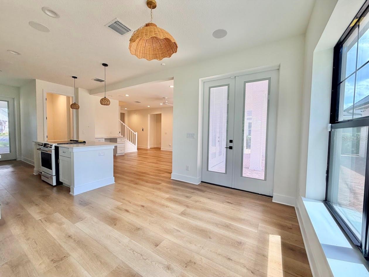 709 GARDEN WEST TER, WINTER GARDEN, FL, 34787