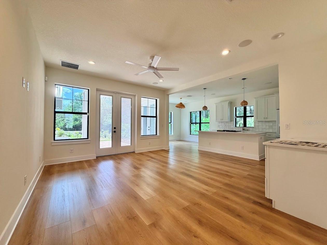 709 GARDEN WEST TER, WINTER GARDEN, FL, 34787
