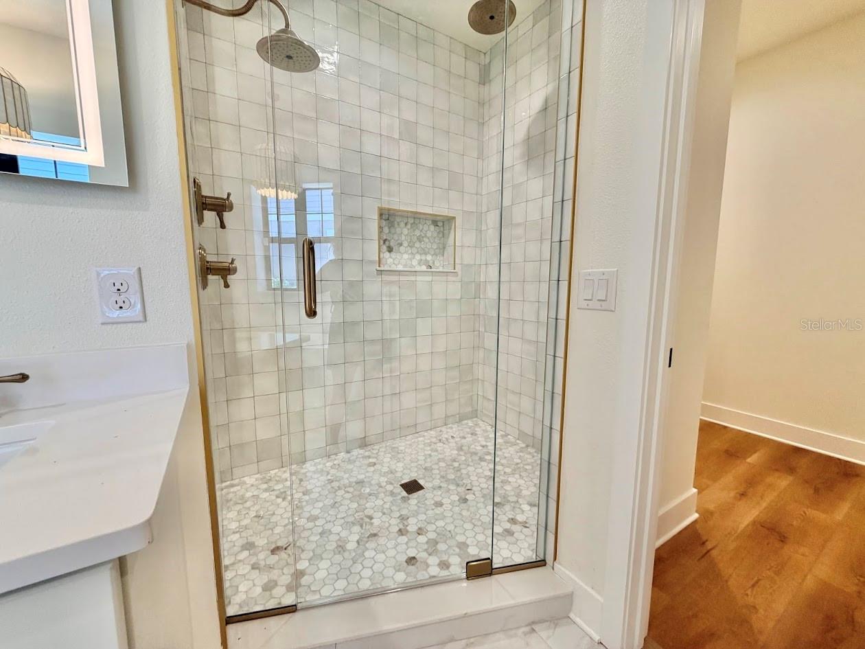 709 GARDEN WEST TER, WINTER GARDEN, FL, 34787